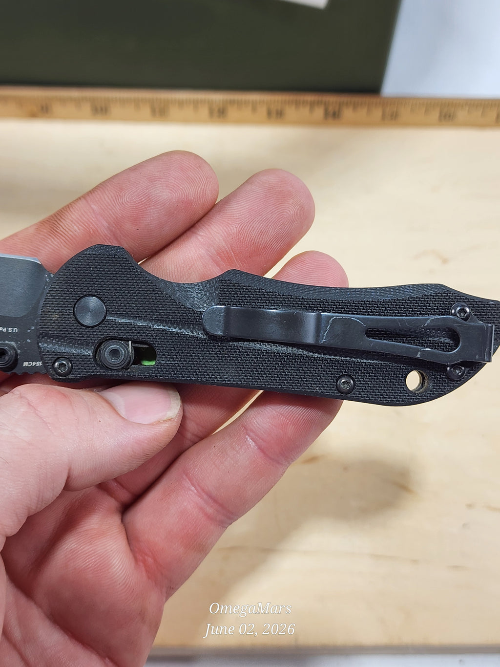 BENCHMADE 903 Mini-AXIS Stryker Folding Pocket Knife 2.94" 154CM - Light Usage #106Gr