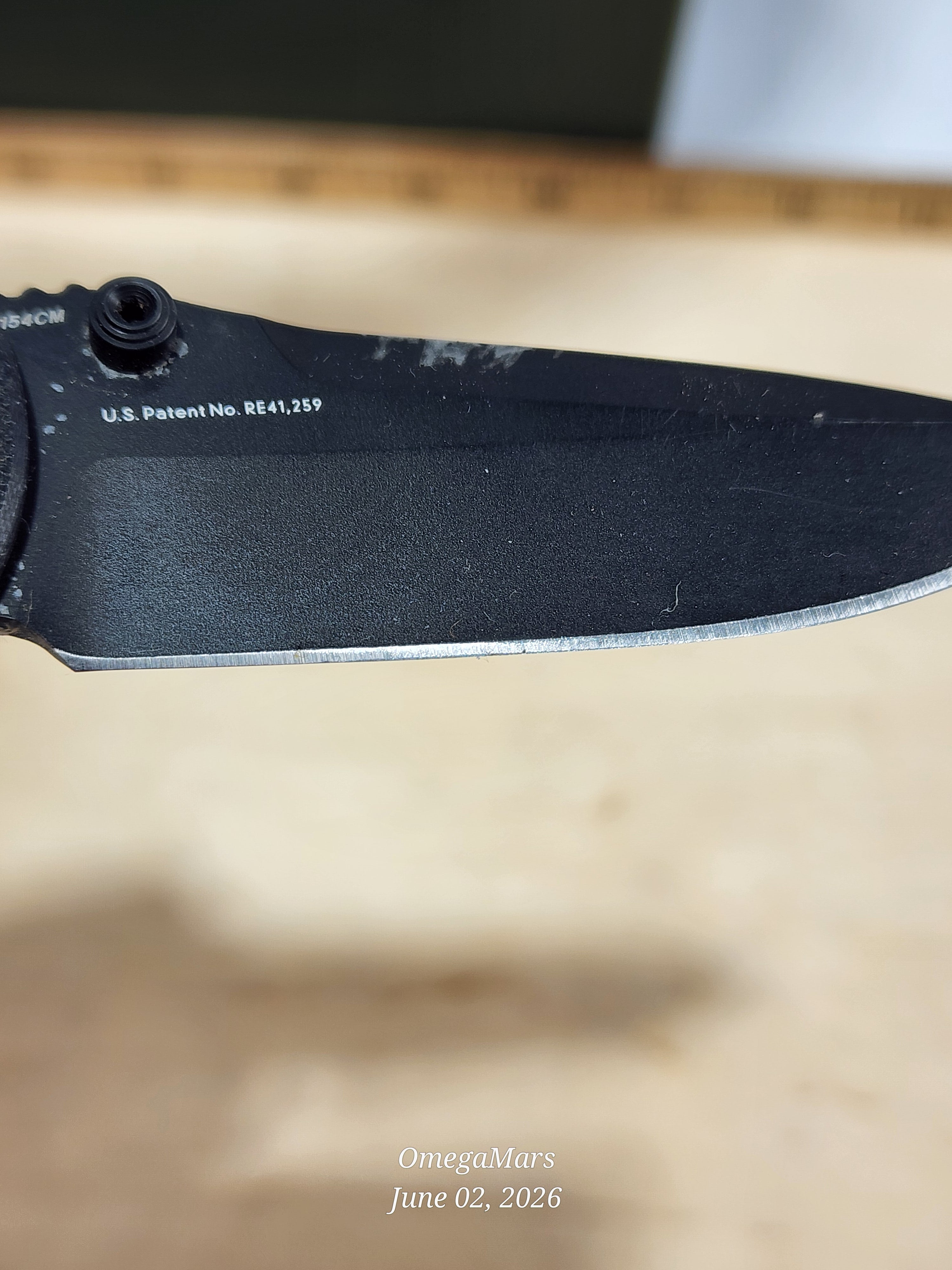 BENCHMADE 903 Mini-AXIS Stryker Folding Pocket Knife 2.94" 154CM - Light Usage #106Gr