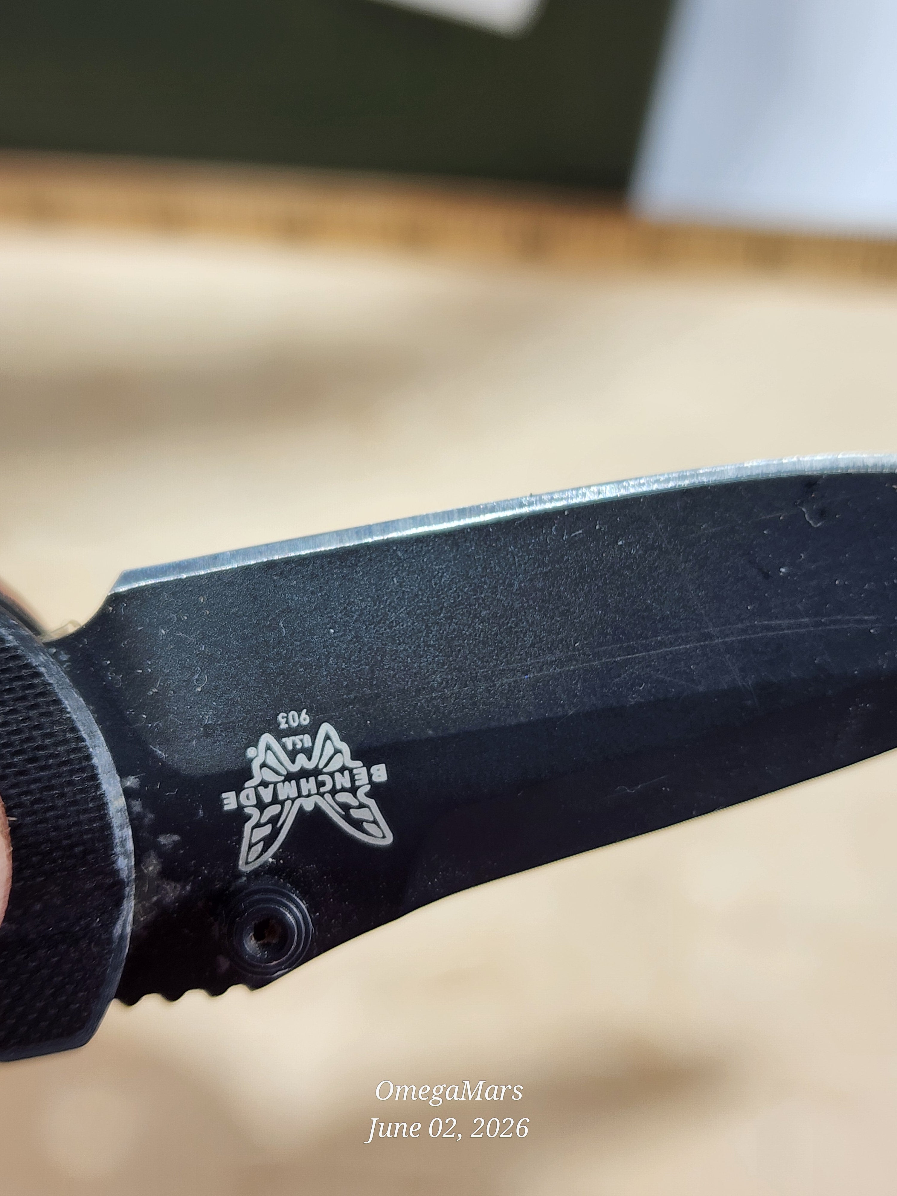 BENCHMADE 903 Mini-AXIS Stryker Folding Pocket Knife 2.94" 154CM - Light Usage #106Gr