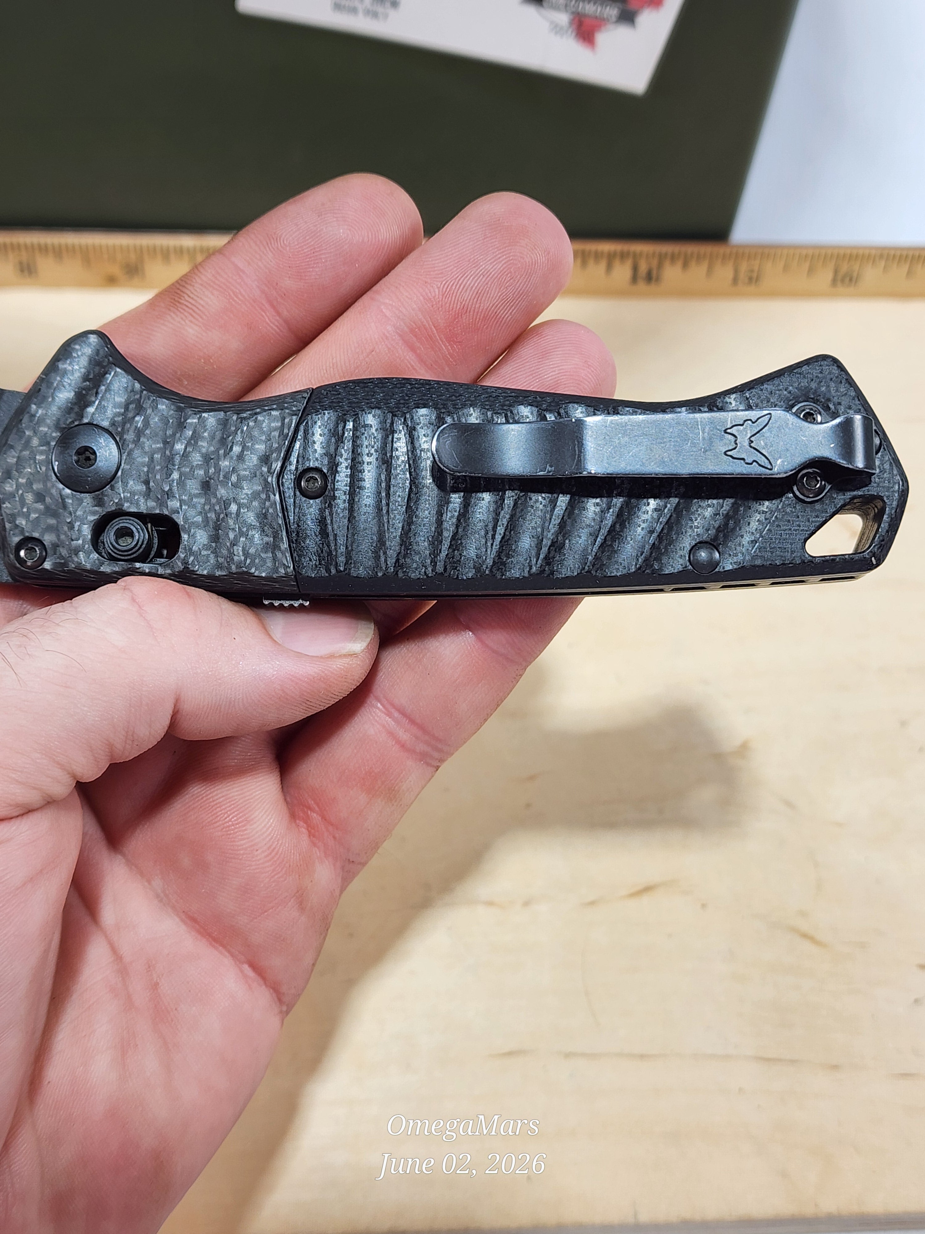 BENCHMADE PSK™ | Carbon Fiber & Black G10 - Light Usage - #107Gr