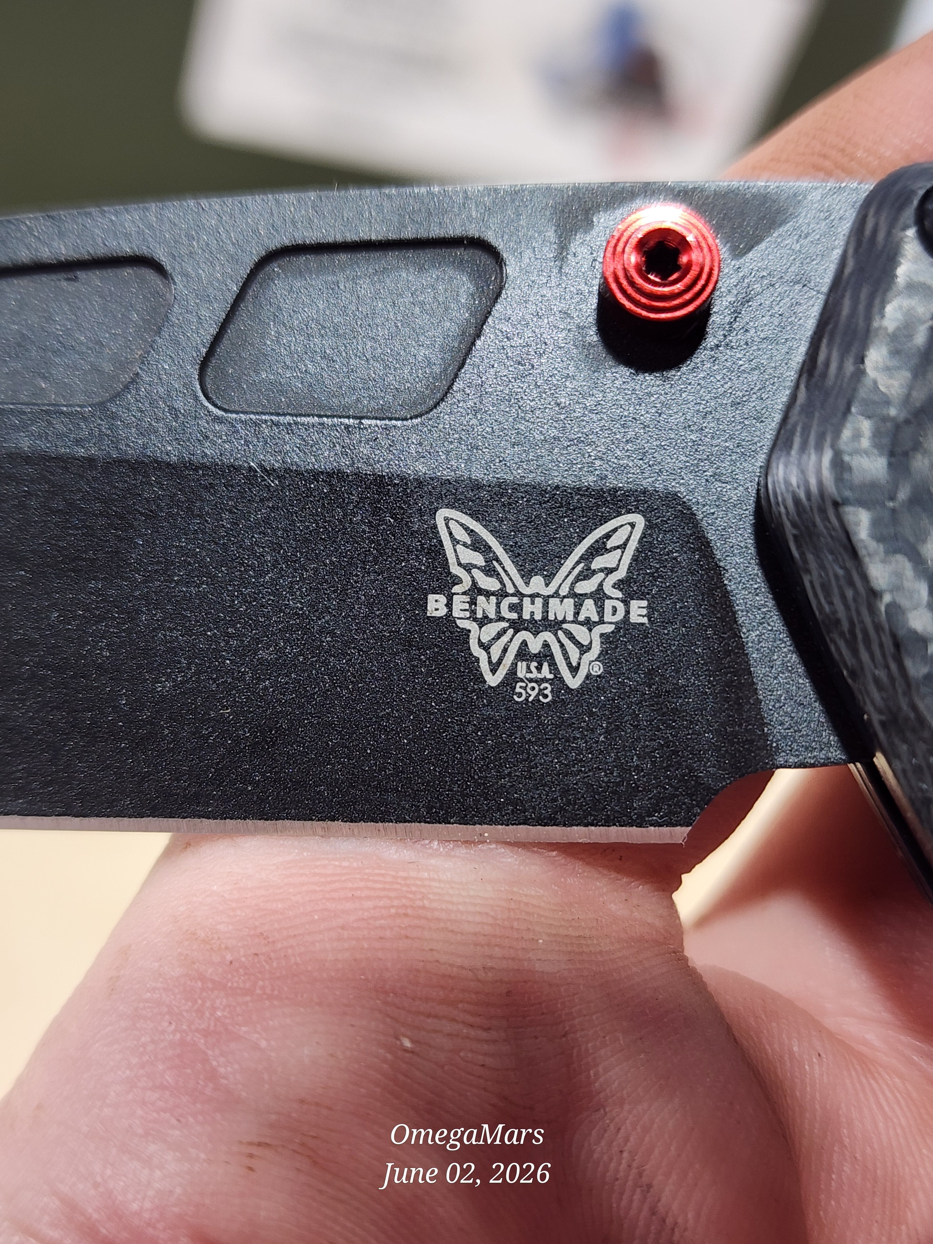 BENCHMADE PSK™ | Carbon Fiber & Black G10 - Light Usage - #107Gr