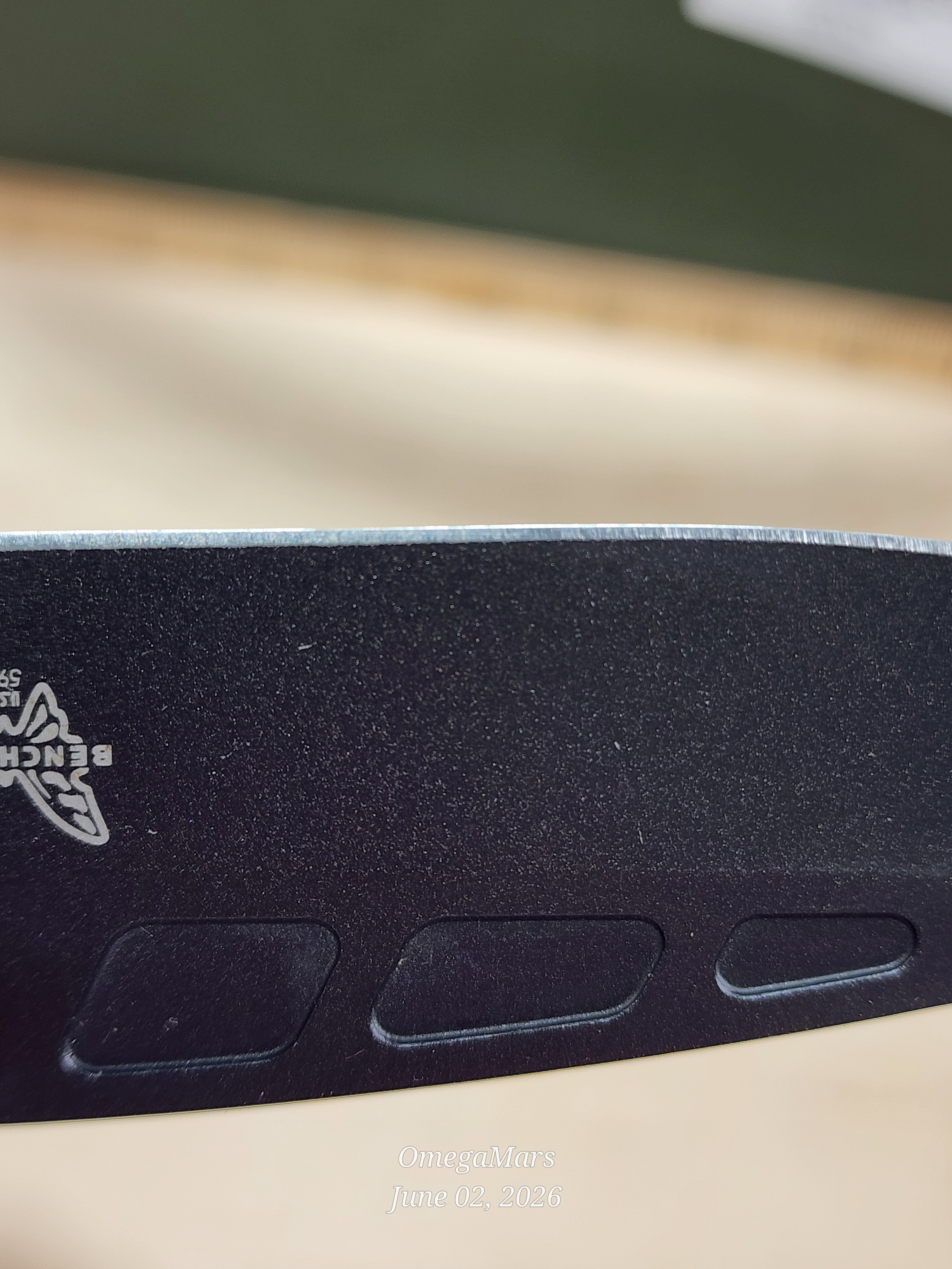 BENCHMADE PSK™ | Carbon Fiber & Black G10 - Light Usage - #107Gr