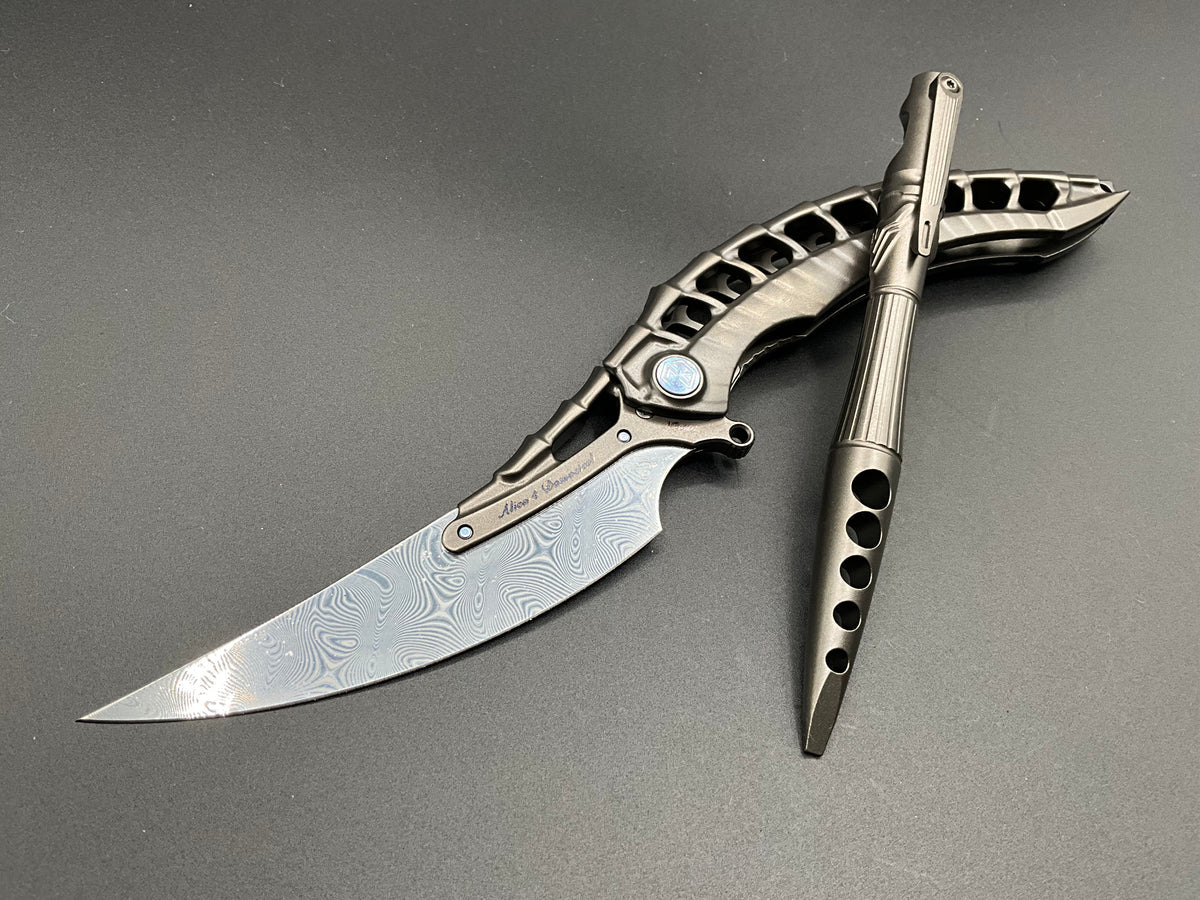 Alien 4 Framelock WITH PEN Brand New - Rike Knife