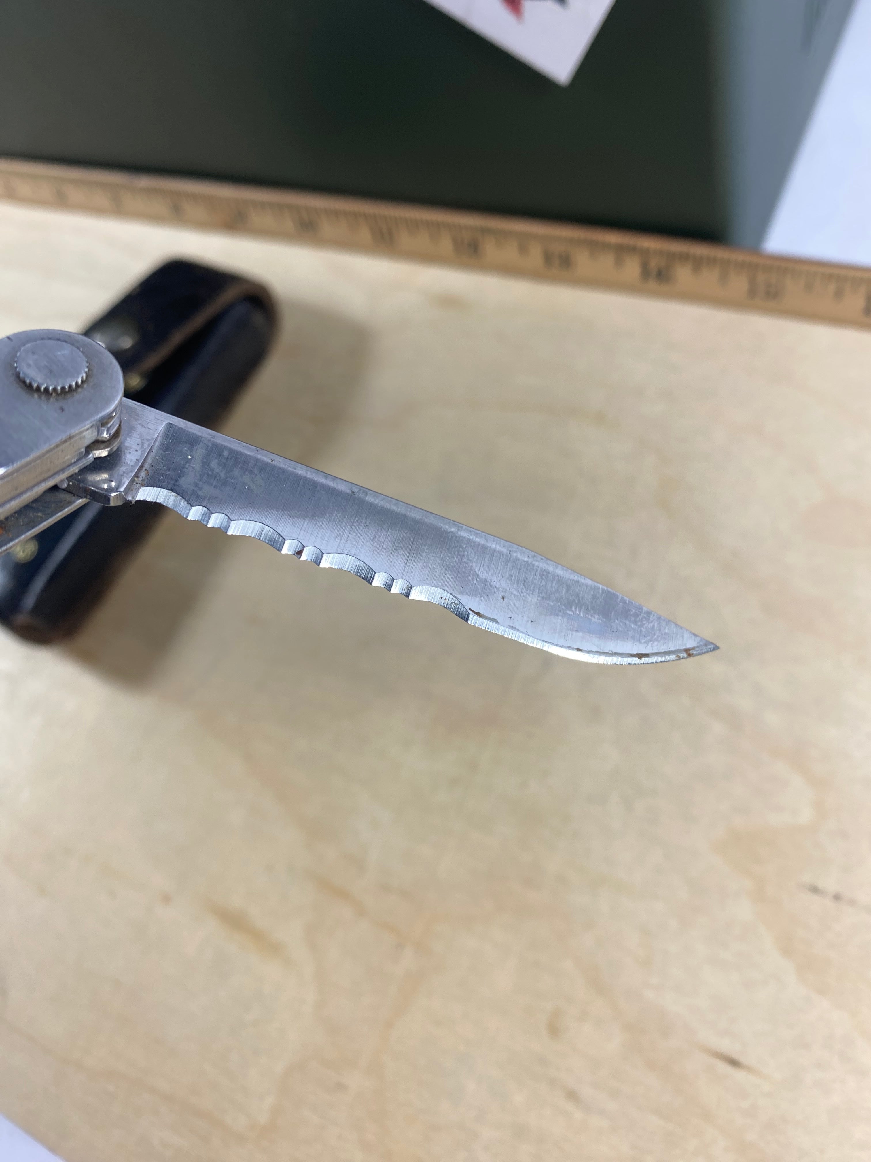 Learherman PST2 #93. Light usage. Dirty. Loose tools. (0999-0100)