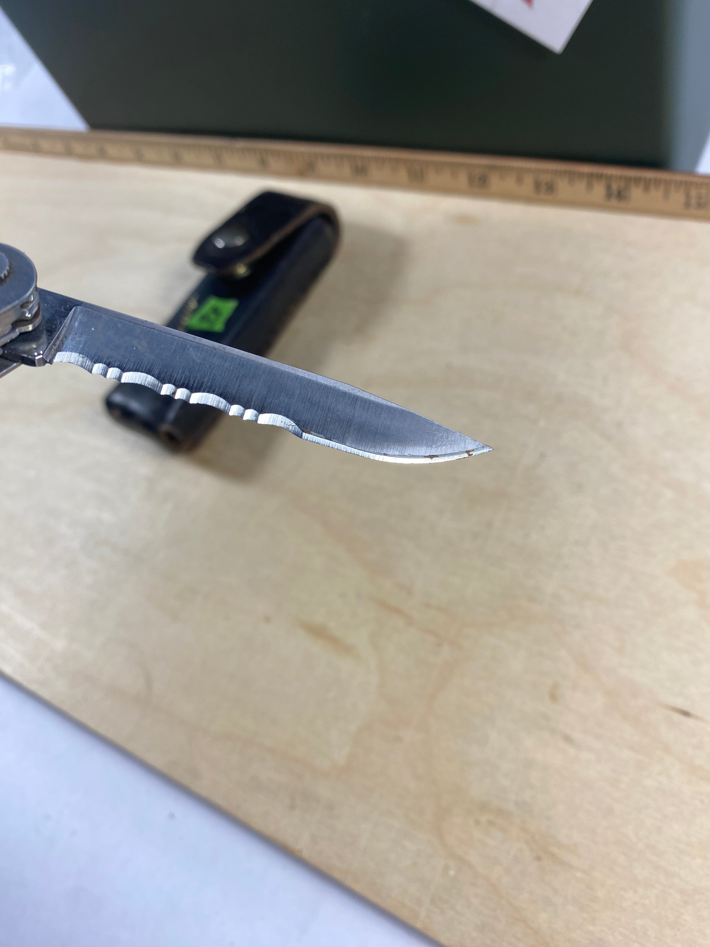 Learherman PST2 #93. Light usage. Dirty. Loose tools. (0999-0100)