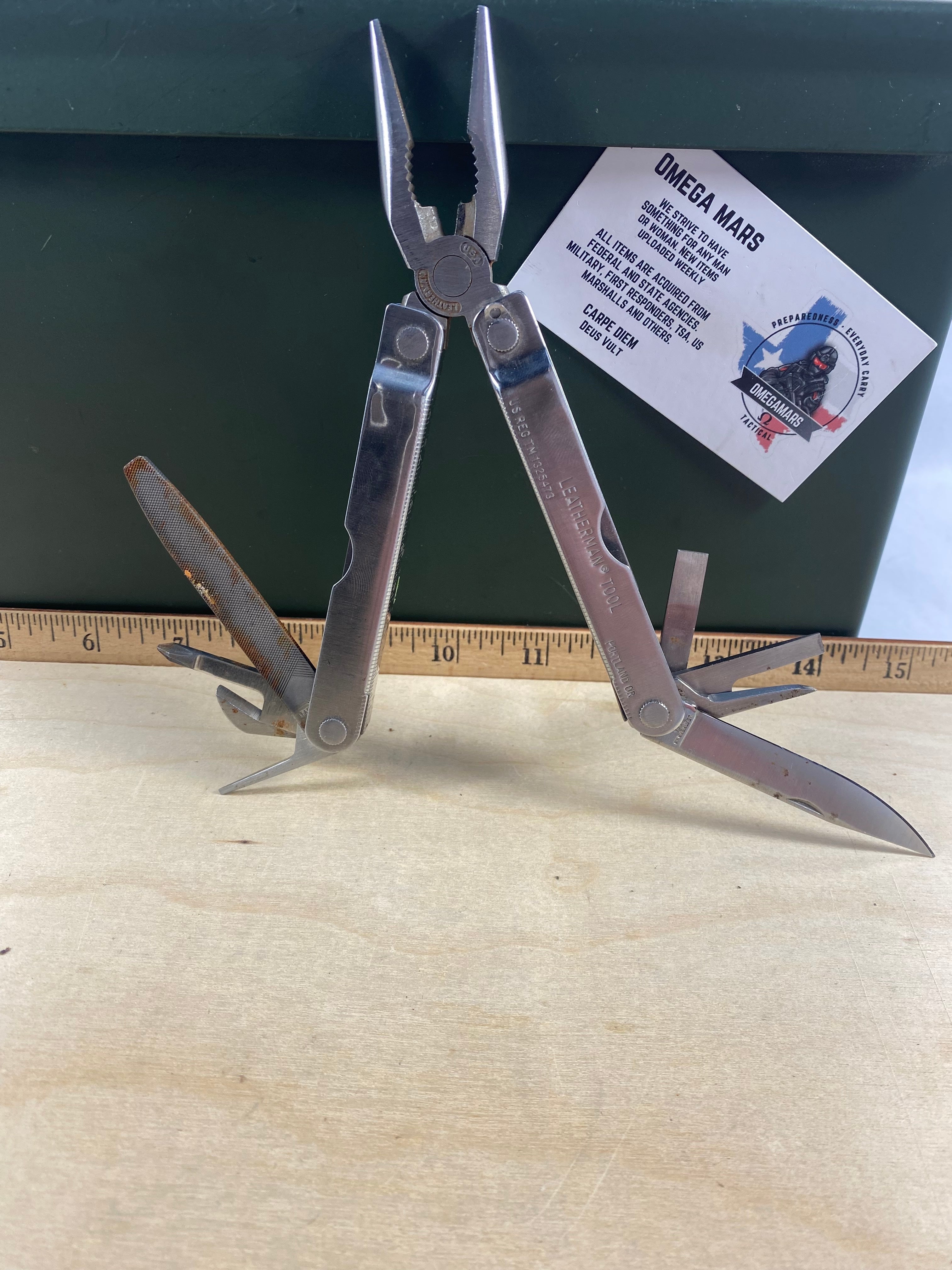 Leatherman PST #100. Light usage. needs oil. Dirty and visible rust. (1293-1293)