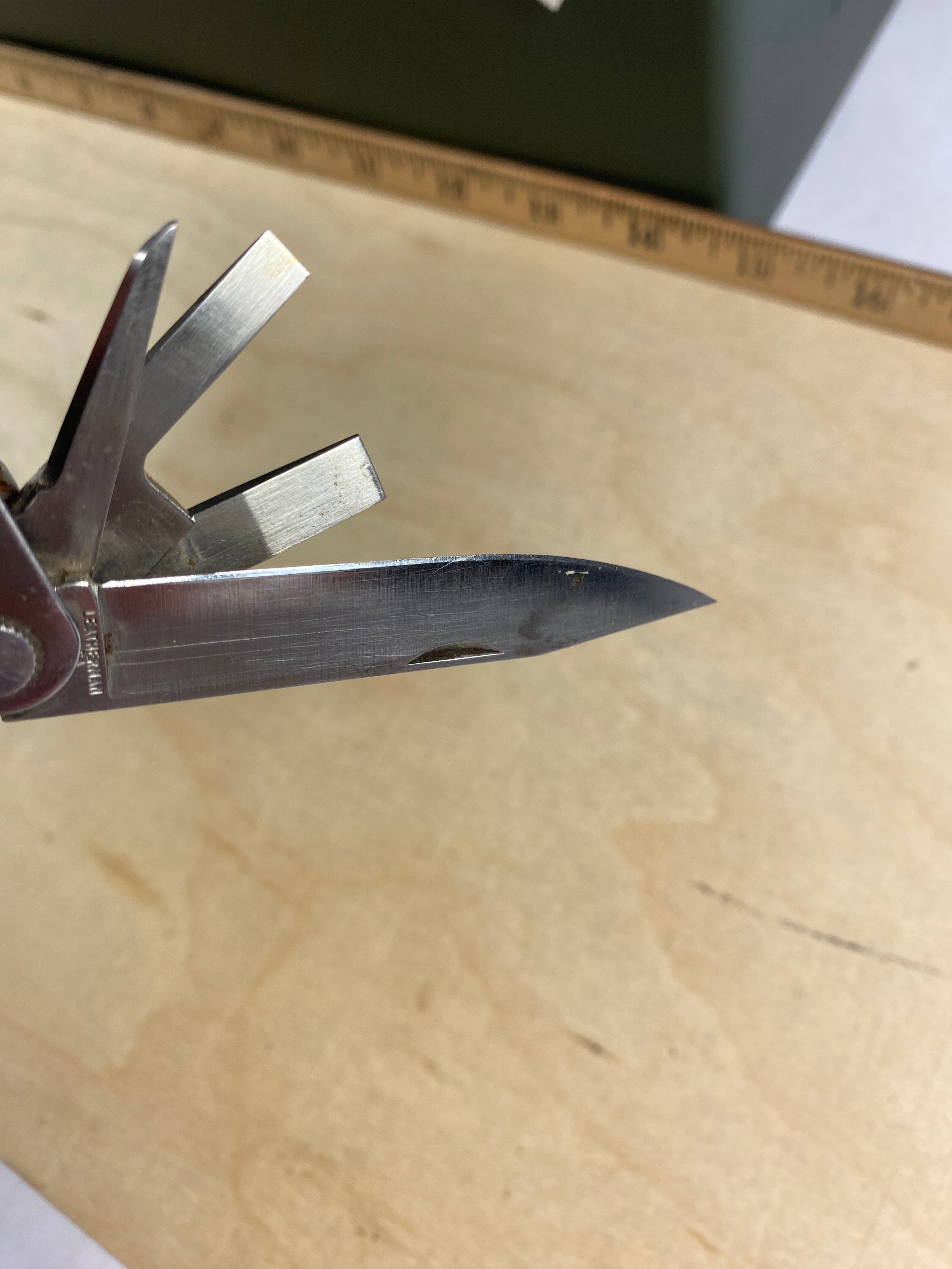 Leatherman PST #103. Light usage. Dirty. Possible rust and blade it may be resharpened. (0794-0694)