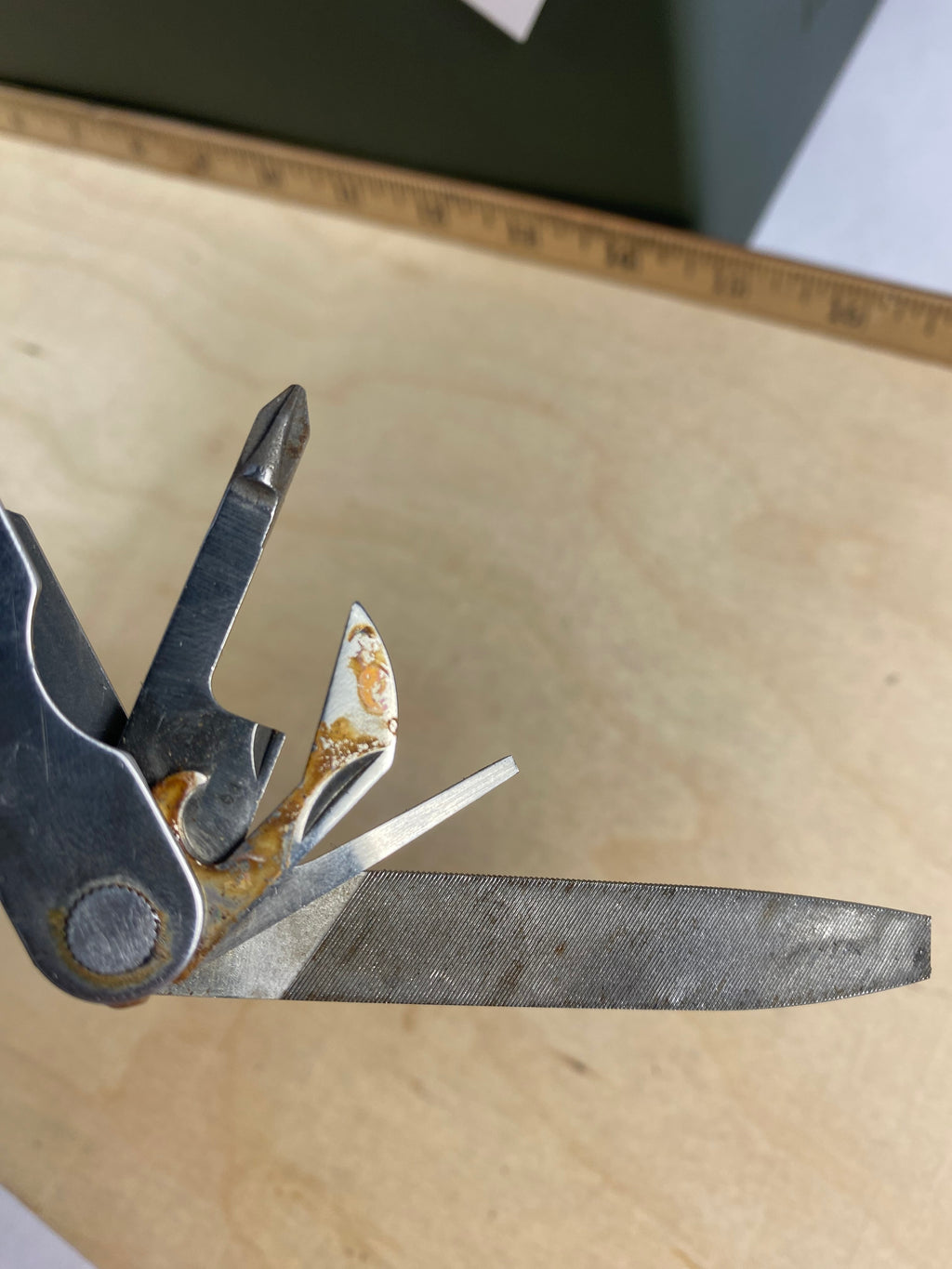 Leatherman PST #103. Light usage. Dirty. Possible rust and blade it may be resharpened. (0794-0694)