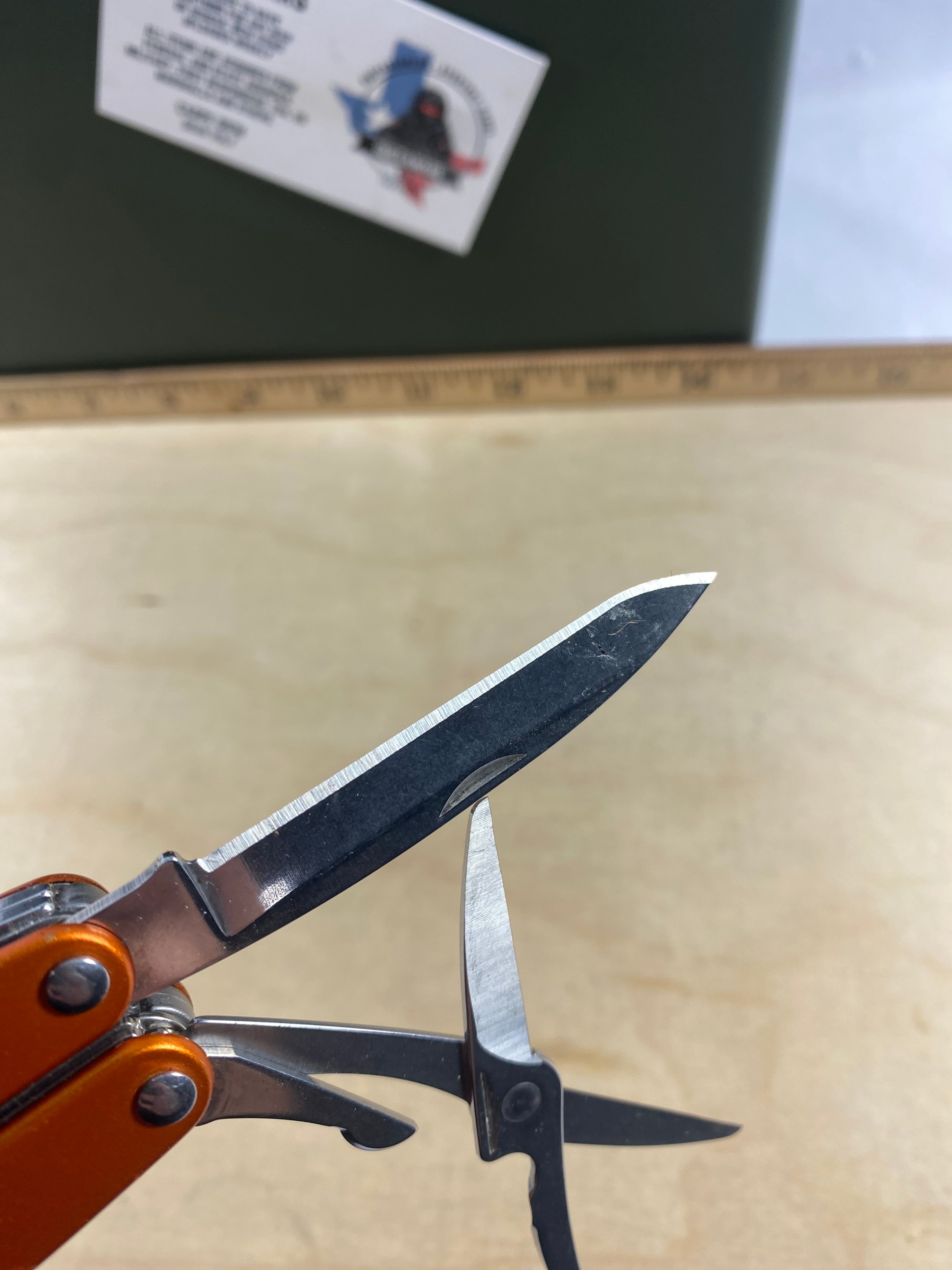 Leatherman Juice S2 #112. Light usage. Handle scratch
