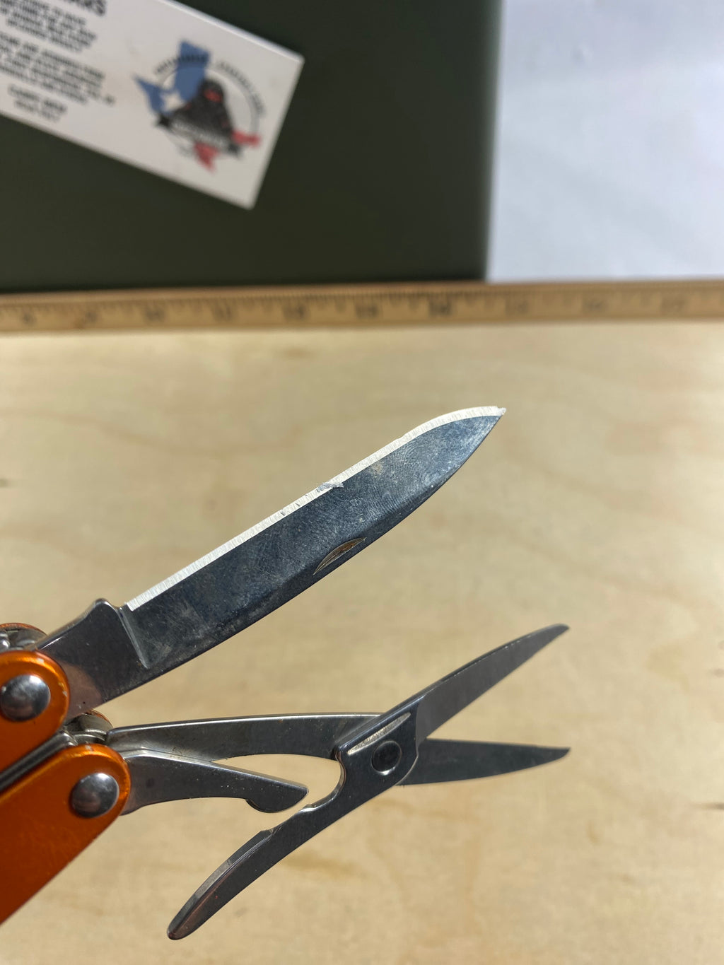 Leatherman Juice S2 #113. Light usage. Chip on blade