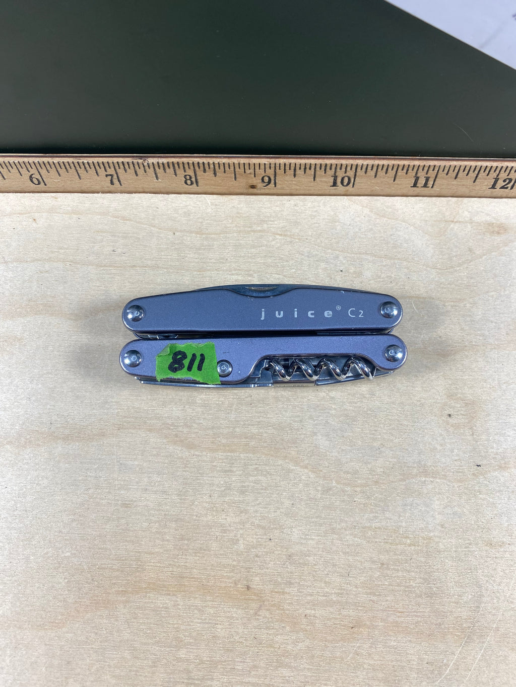 Leatherman juice C2 #118. Light usage. Chips on blade.