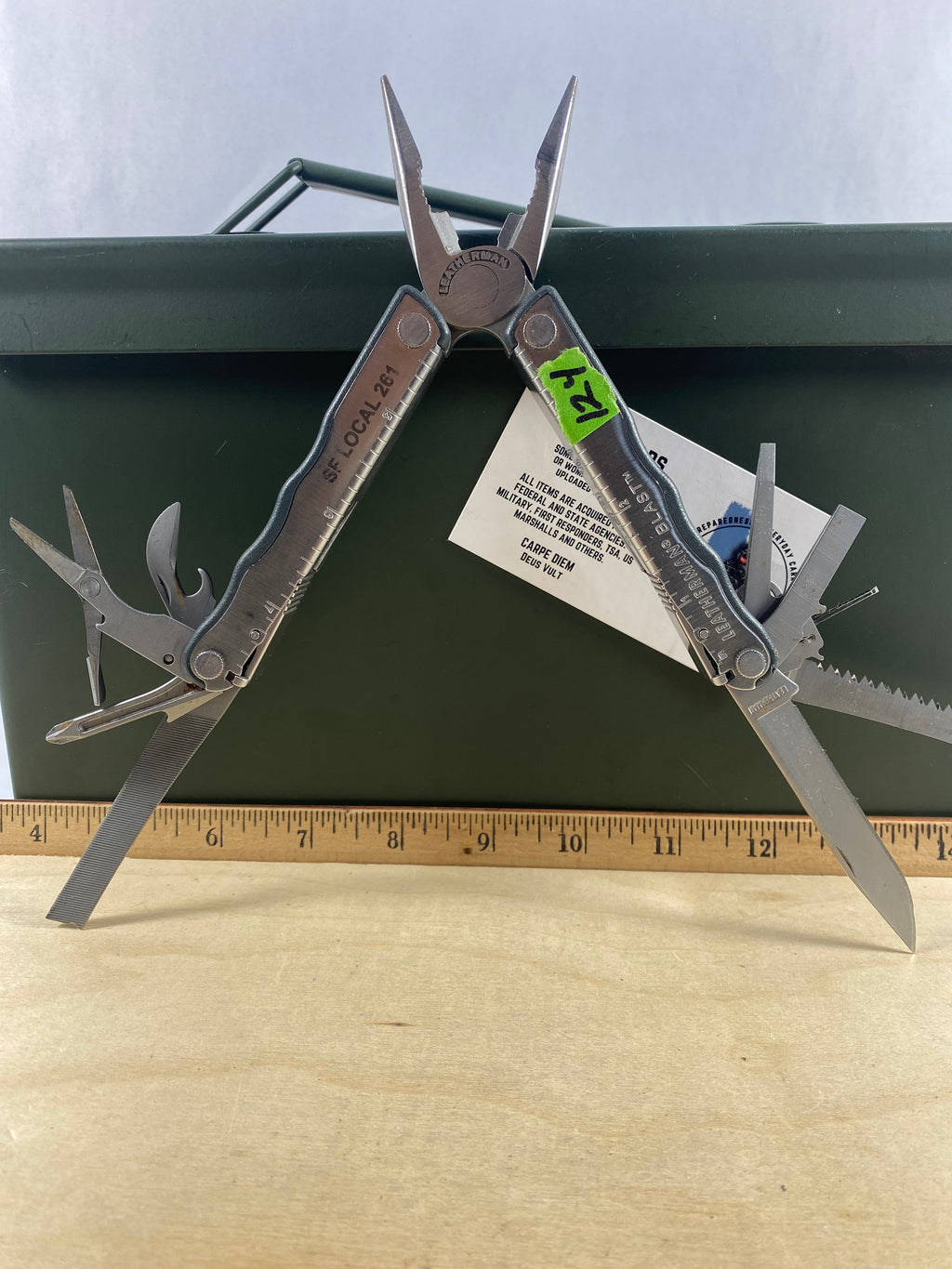 Leatherman Blast #124. Light usage. Chip on blade.