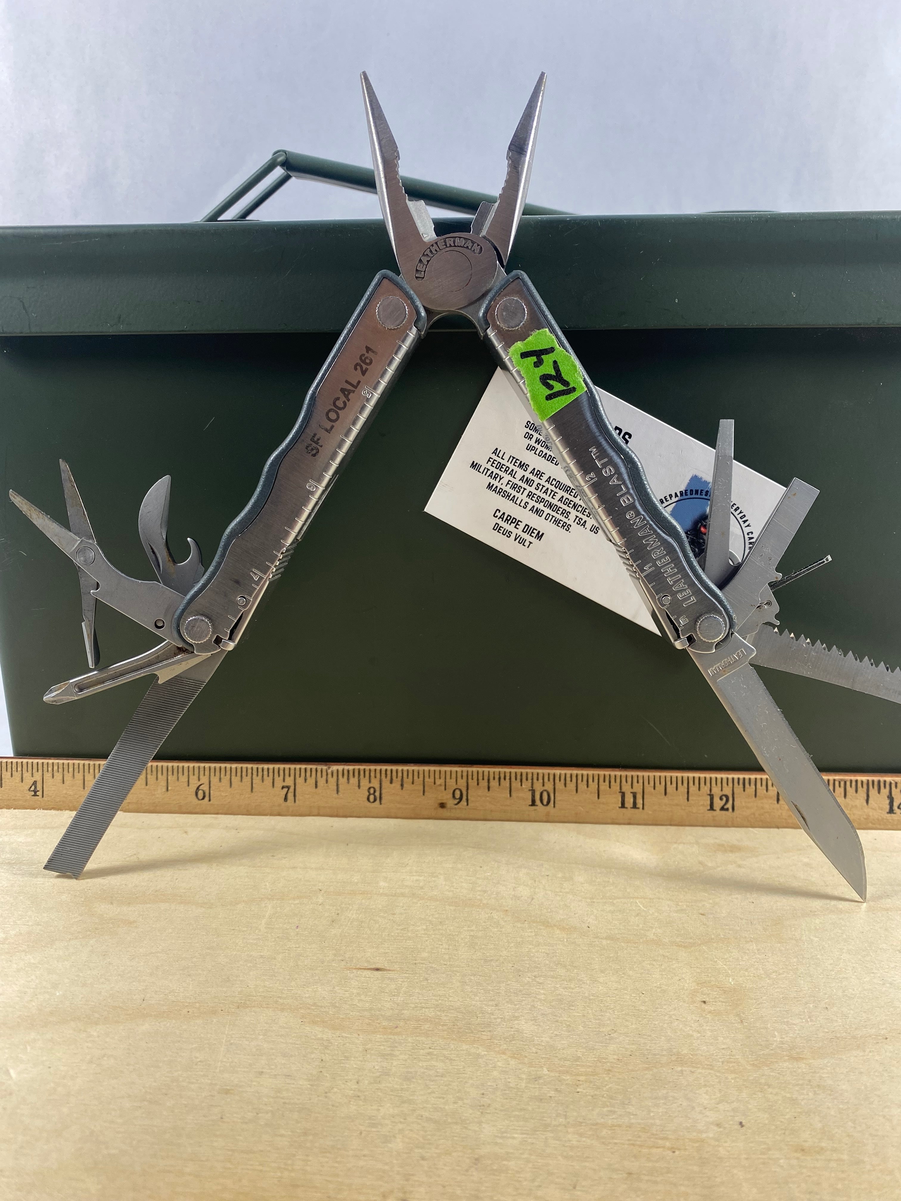 Leatherman Blast #124. Light usage. Chip on blade.