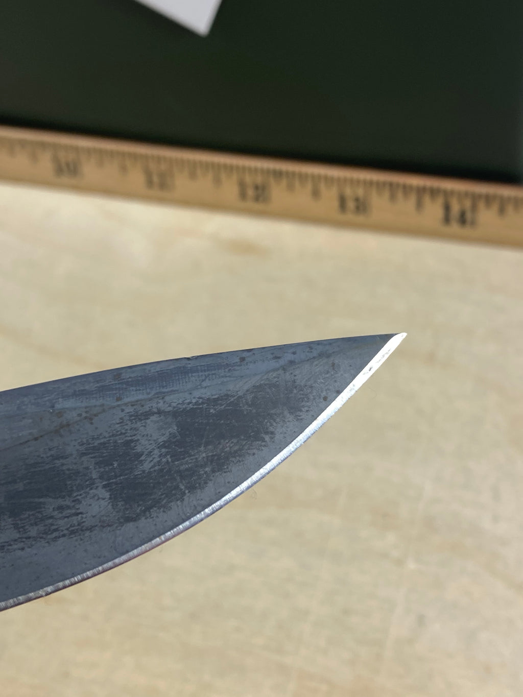 Gerber #1 Icon Linerlock Folding Knife. Light usage. Dirty.