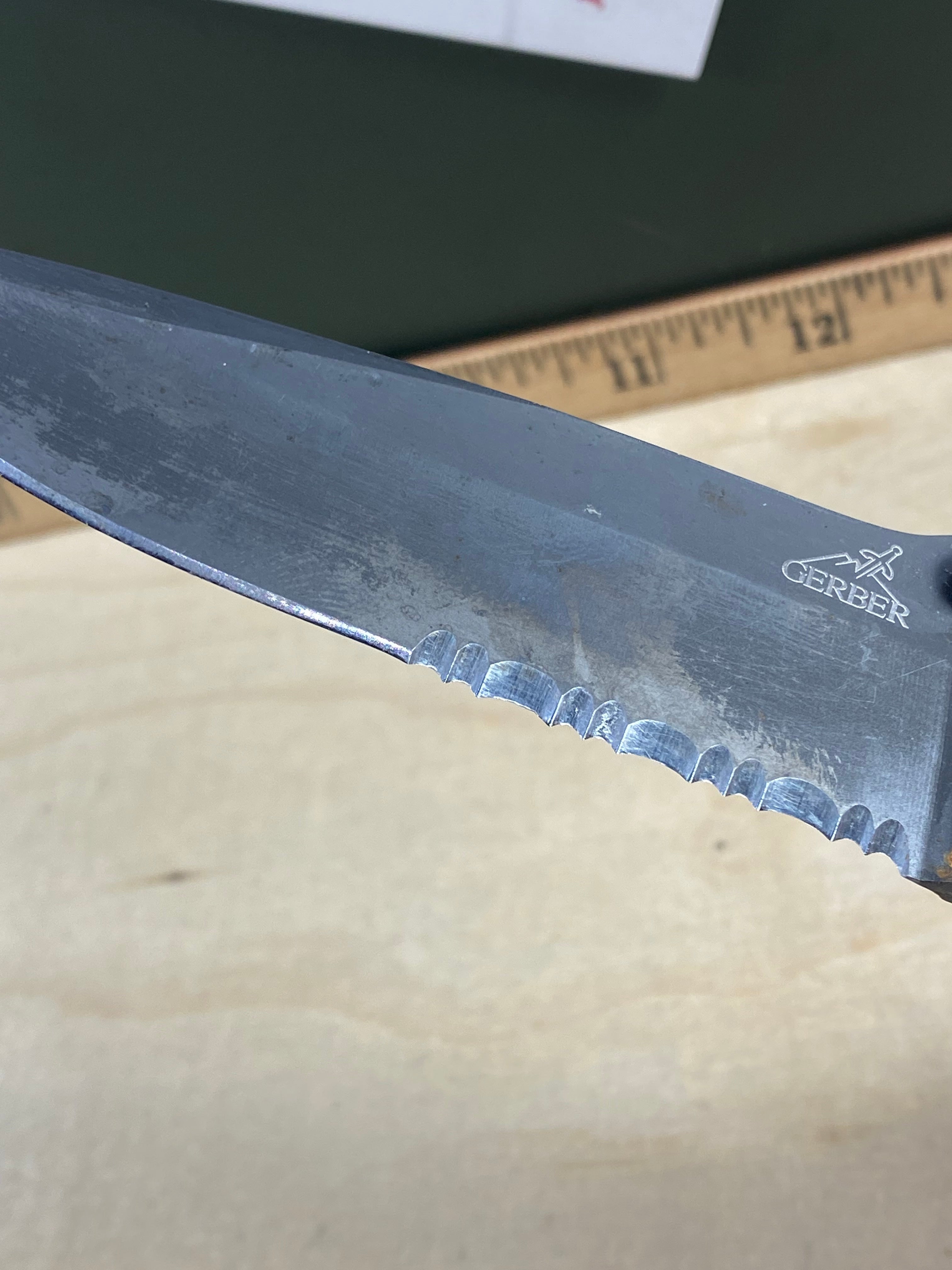 Gerber #1 Icon Linerlock Folding Knife. Light usage. Dirty.