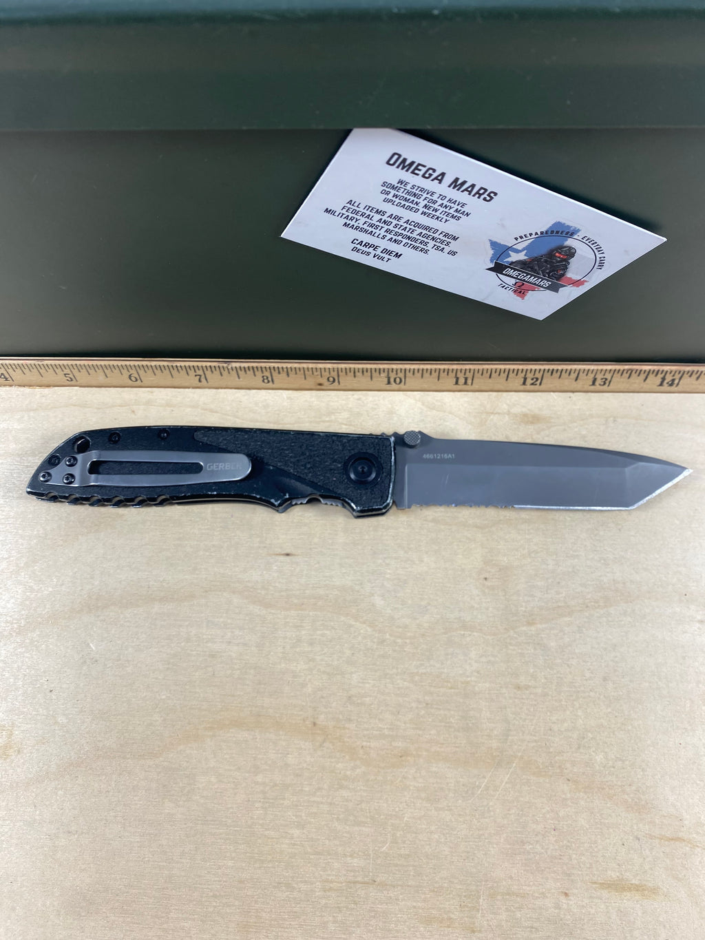 Gerber #2 Icon Tanto Liner Lock Knife (4.25" Gray Serr). Light usage