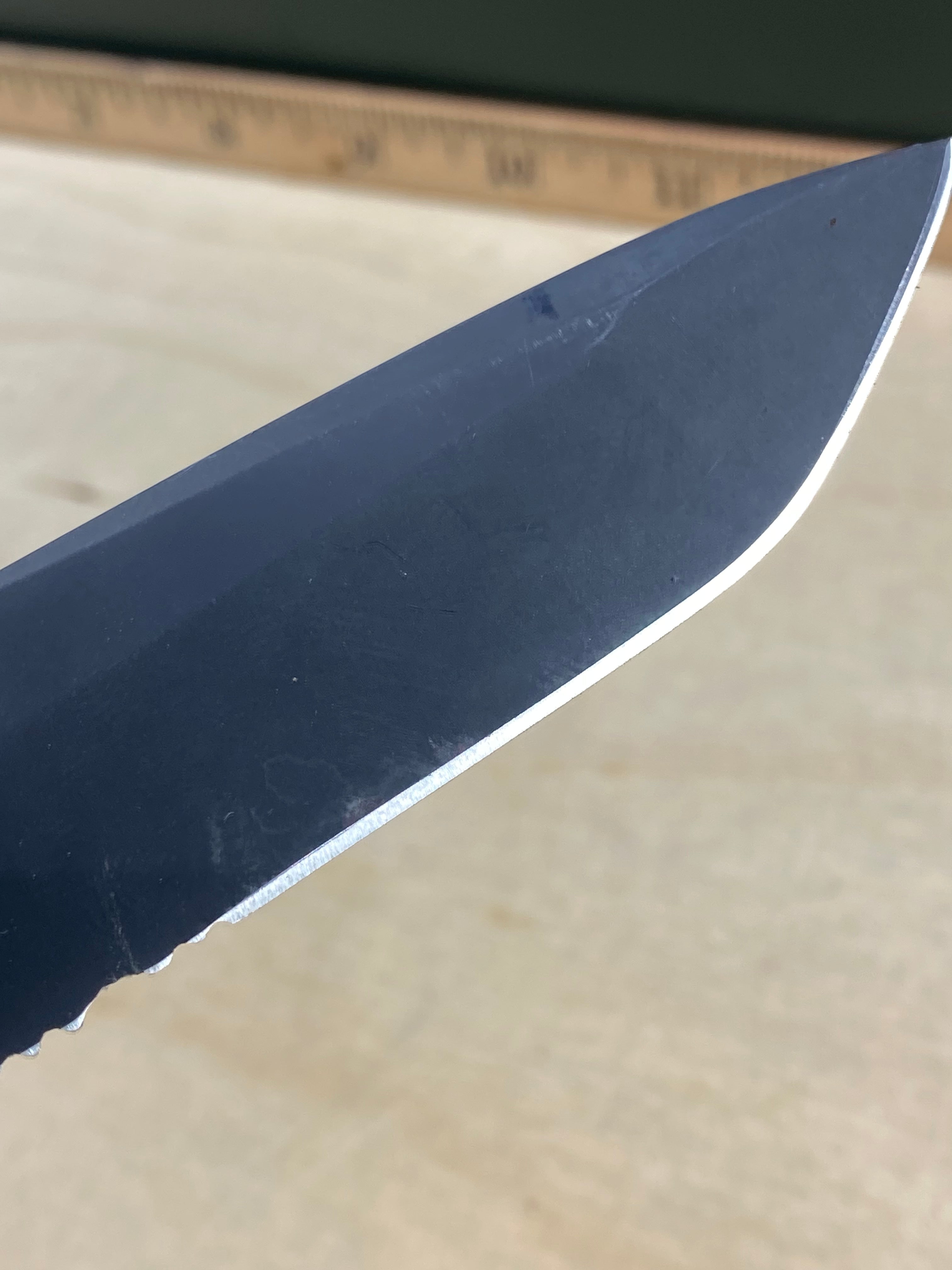 Gerber #11 Icon Tanto Liner Lock Knife (4.25" Gray Serr). Light usage
