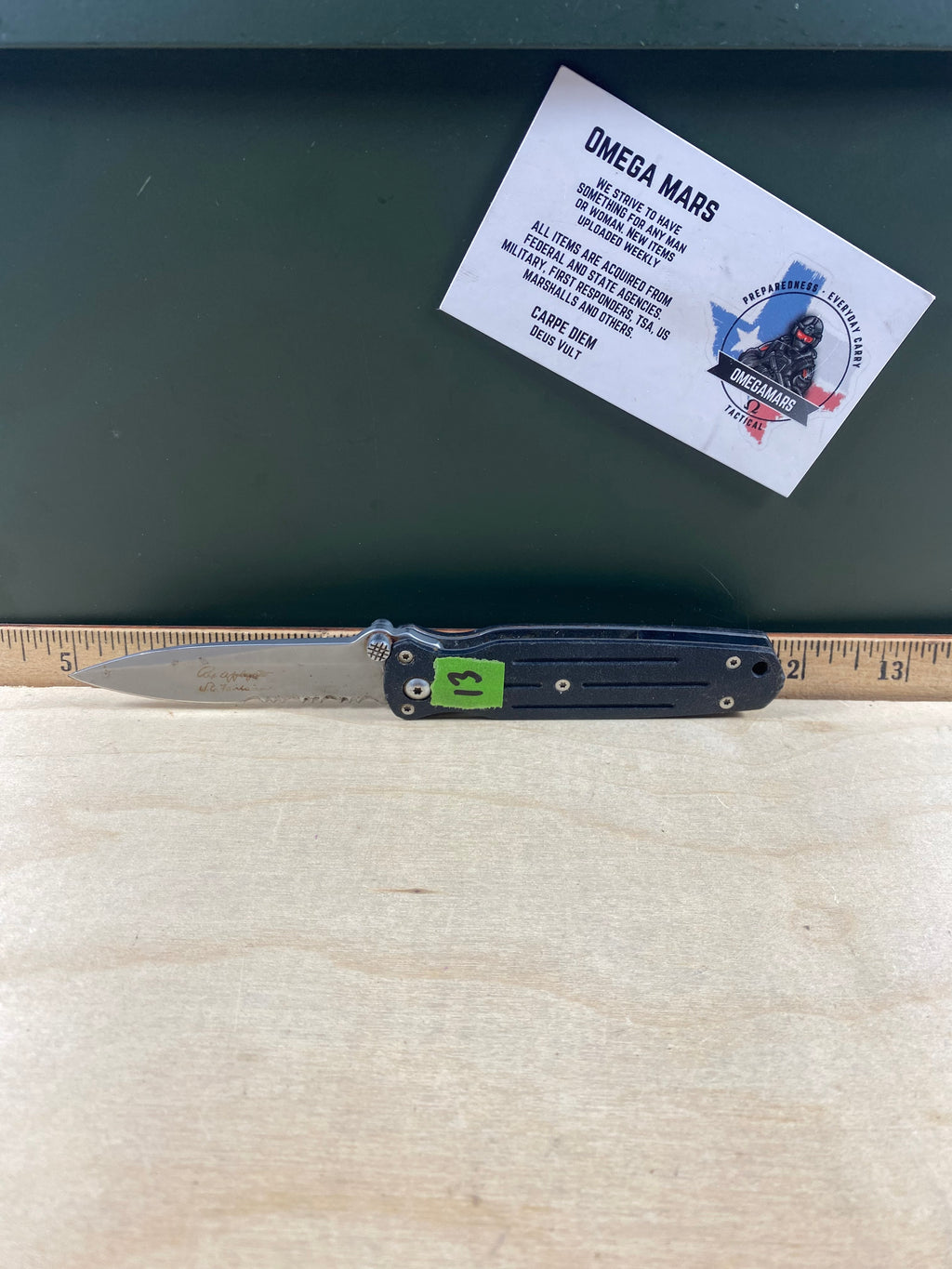 Gerber #13 Applegate Fairbairn. Light usage. Needs Oil