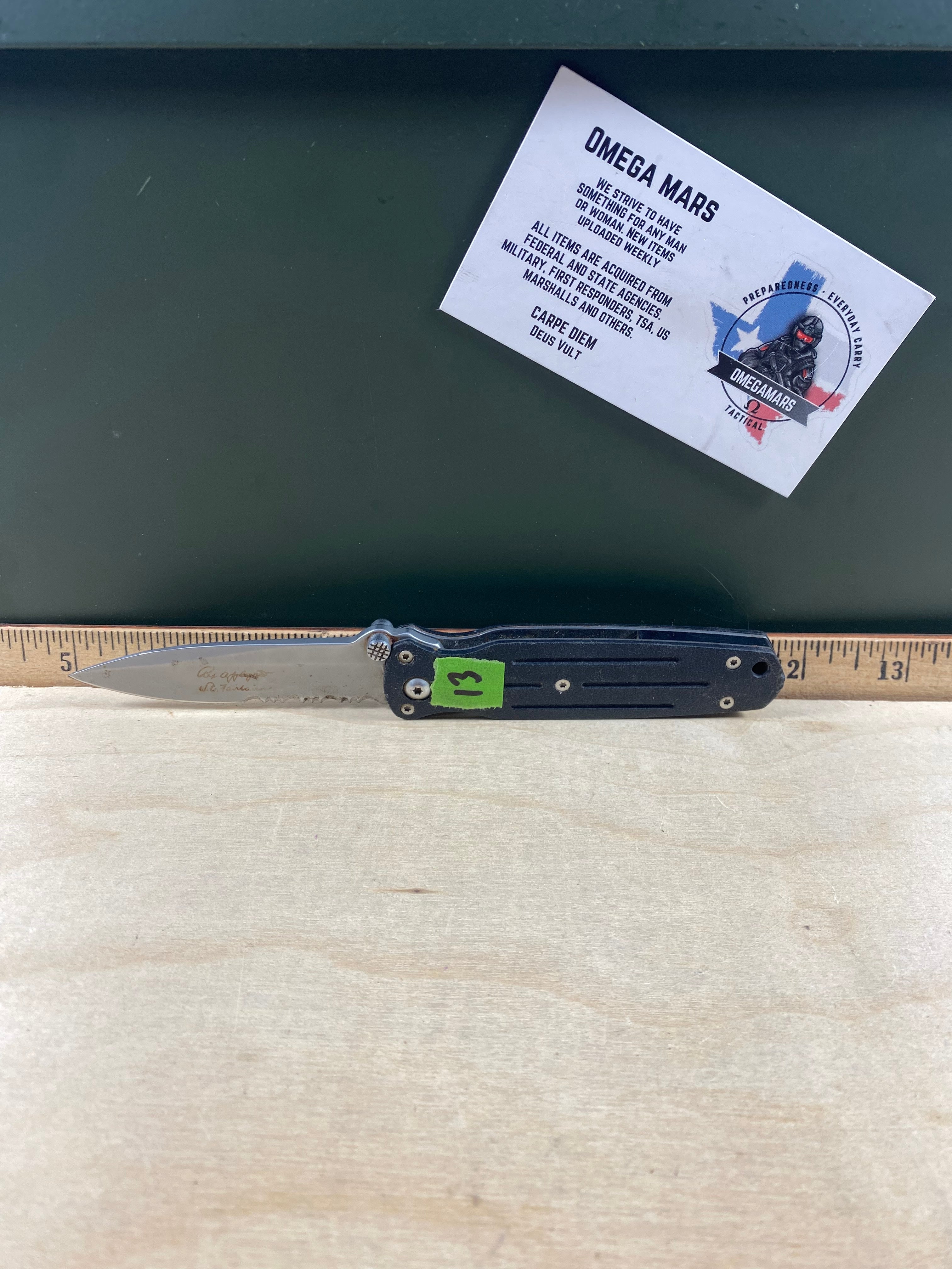 Gerber #13 Applegate Fairbairn. Light usage. Needs Oil