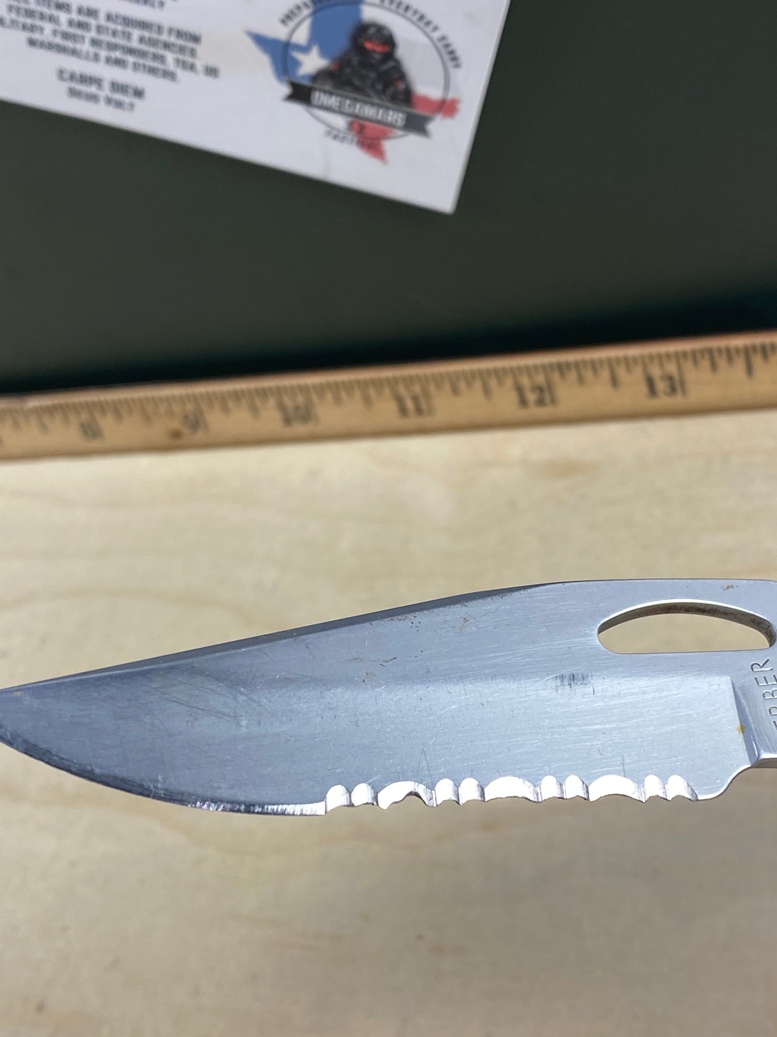 Gerber #42 450 EZ Out Pocket Knife Lockback combo Edge Blade. Light usage. Chip on blade.