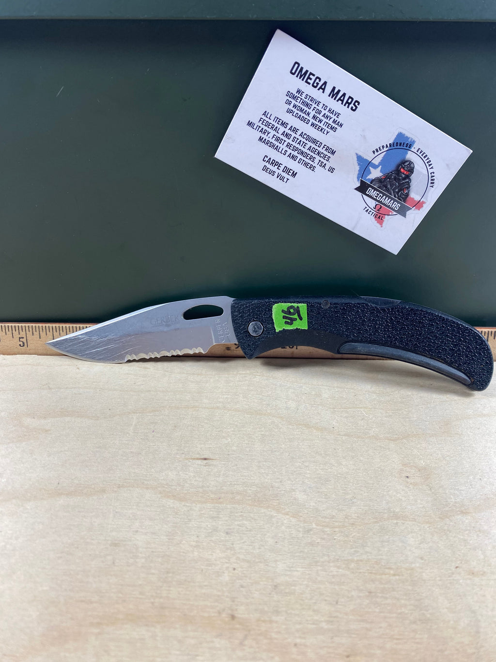 Gerber #46 450 EZ Out Pocket Knife Lockback combo Edge Blade. Light usage. Resharpened
