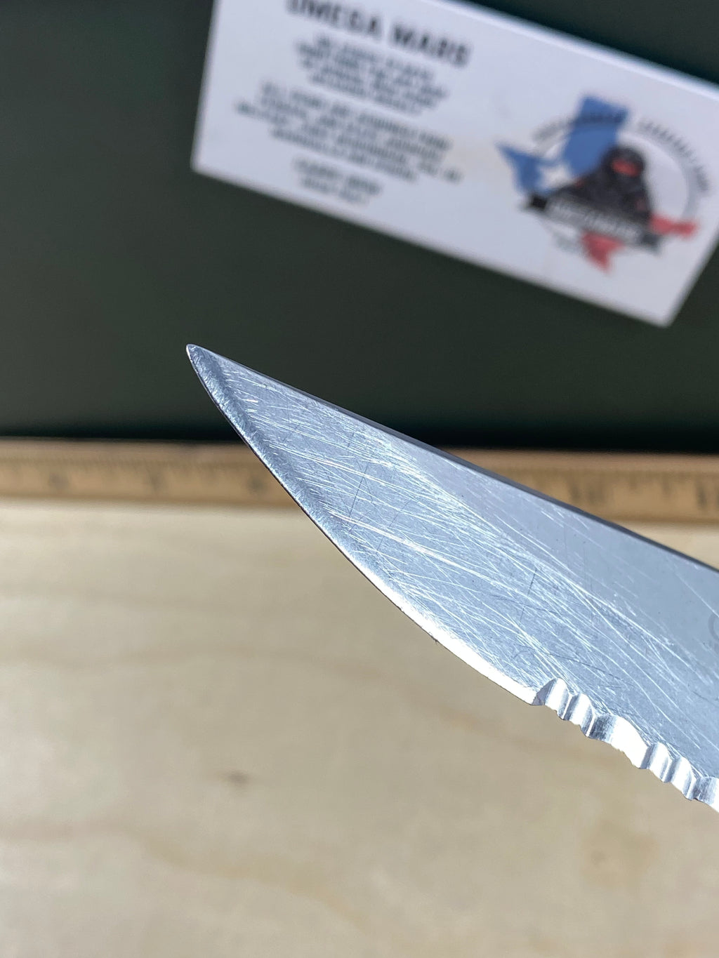Gerber #46 450 EZ Out Pocket Knife Lockback combo Edge Blade. Light usage. Resharpened