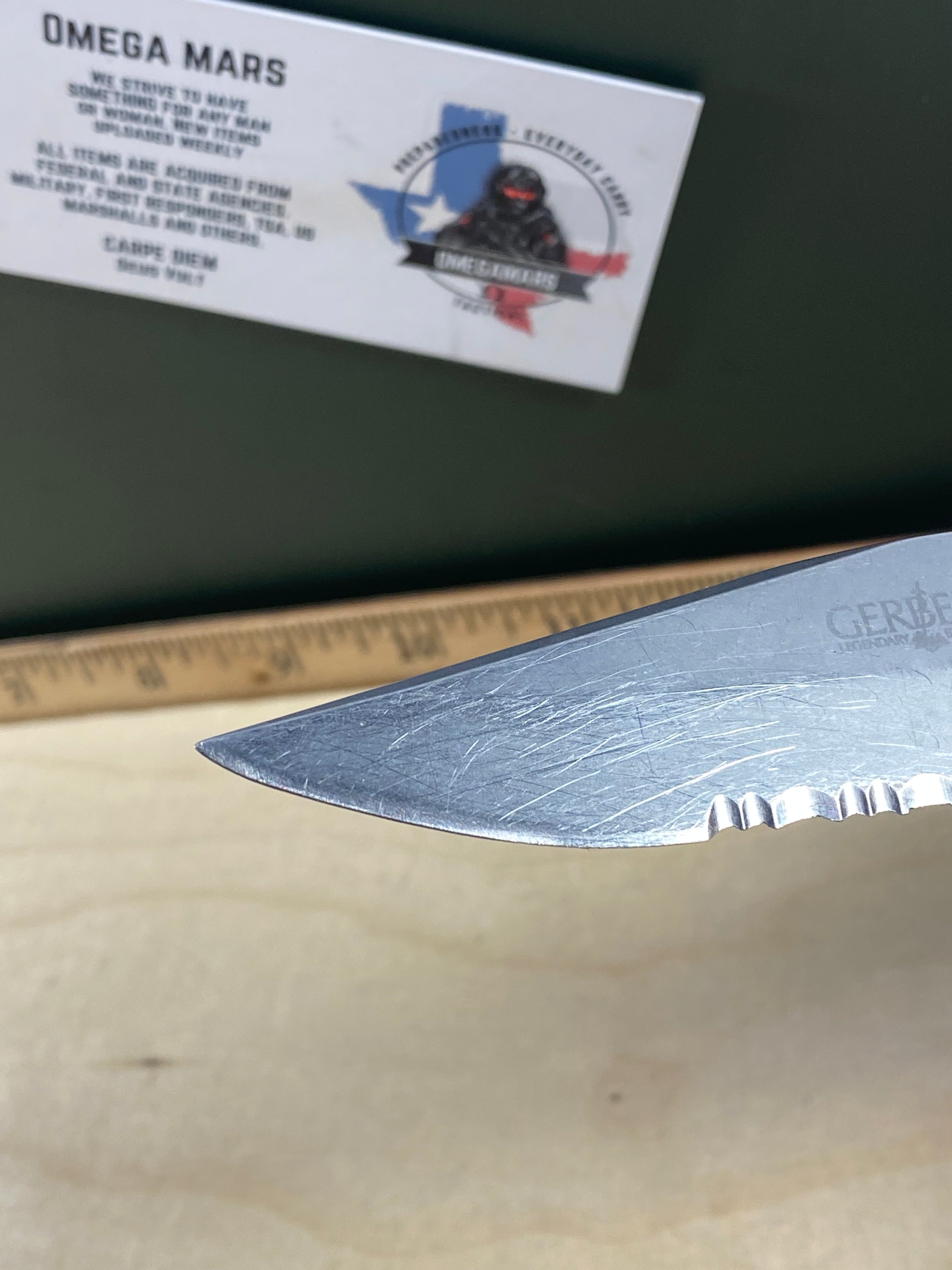 Gerber #46 450 EZ Out Pocket Knife Lockback combo Edge Blade. Light usage. Resharpened