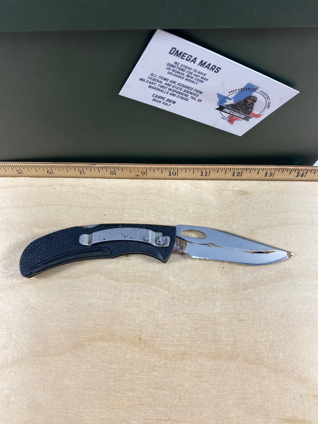 Gerber #57 450 EZ Out Pocket Knife Lockback combo Edge Blade. Light usage. Super dirty and Needs Oil.