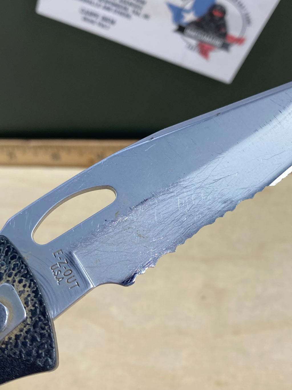 Gerber #58 450 EZ Out Pocket Knife Lockback combo Edge Blade. Light usage.