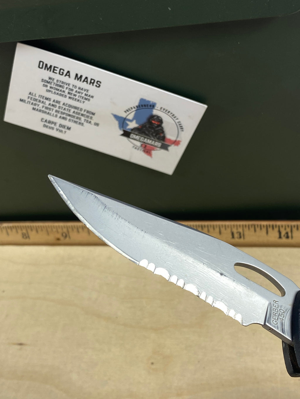Gerber #58 450 EZ Out Pocket Knife Lockback combo Edge Blade. Light usage.