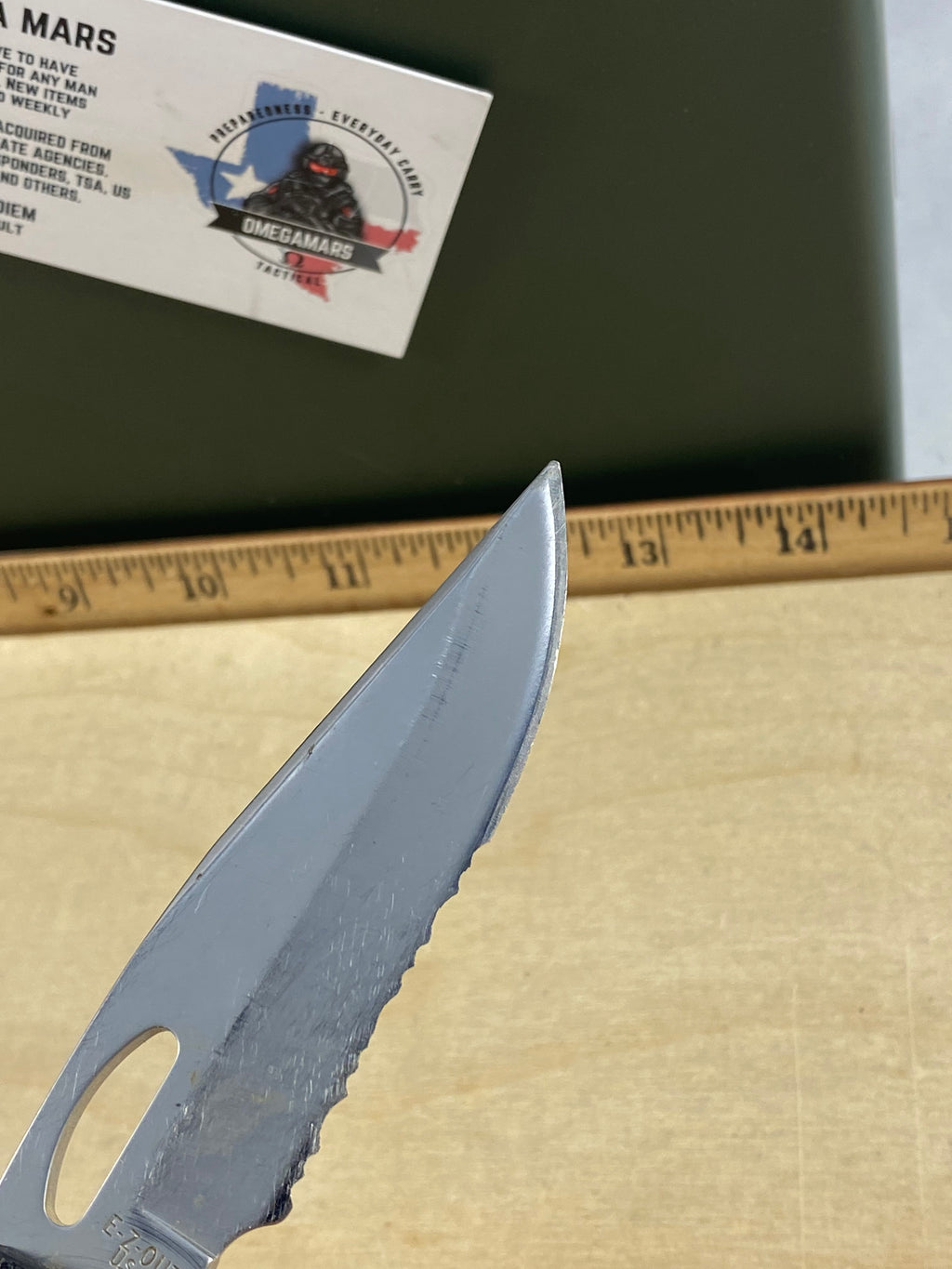 Gerber #58 450 EZ Out Pocket Knife Lockback combo Edge Blade. Light usage.