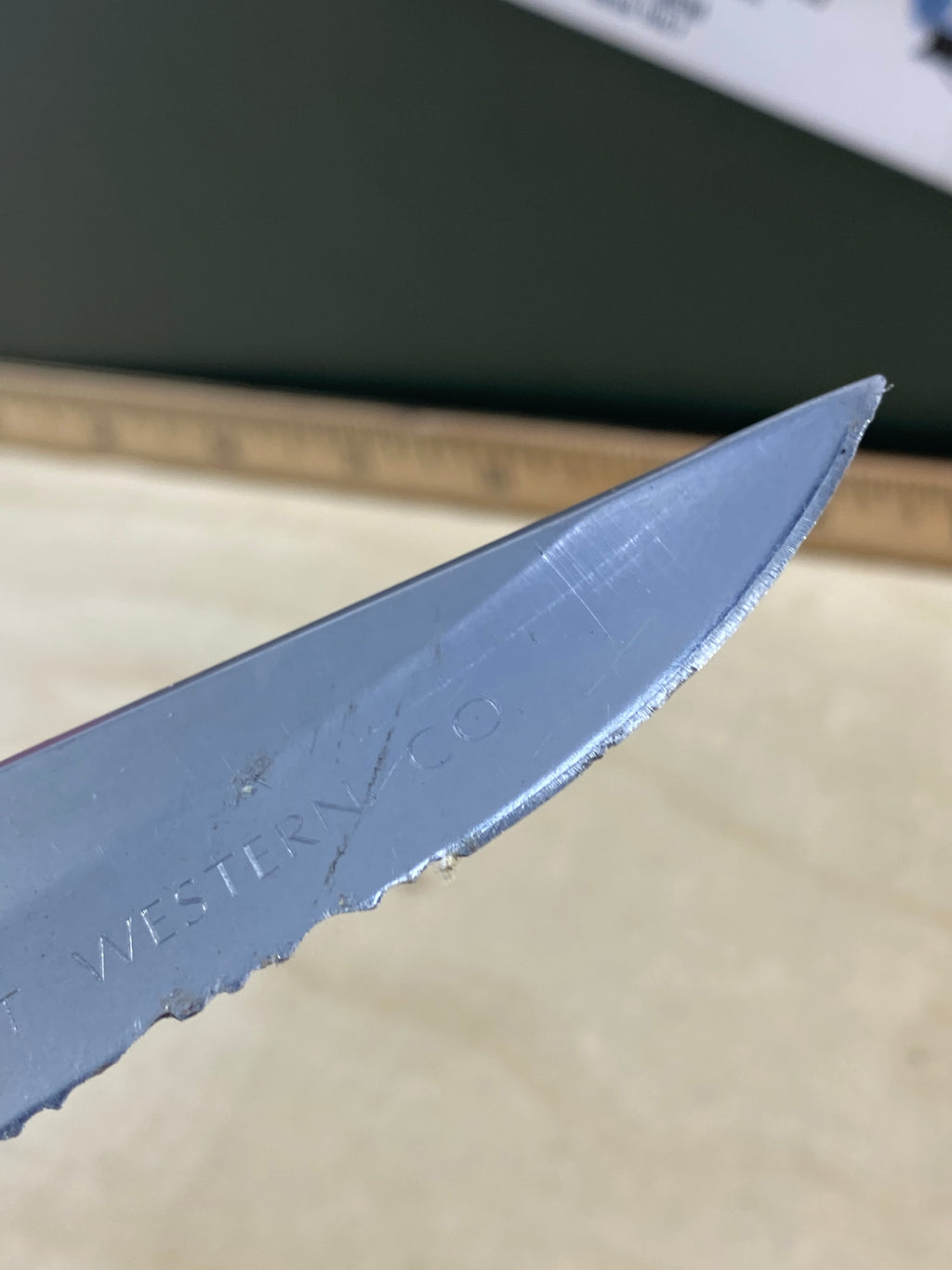 Gerber #59 450 EZ Out Pocket Knife Lockback combo Edge Blade. Light usage. Dirty and chips on blade.