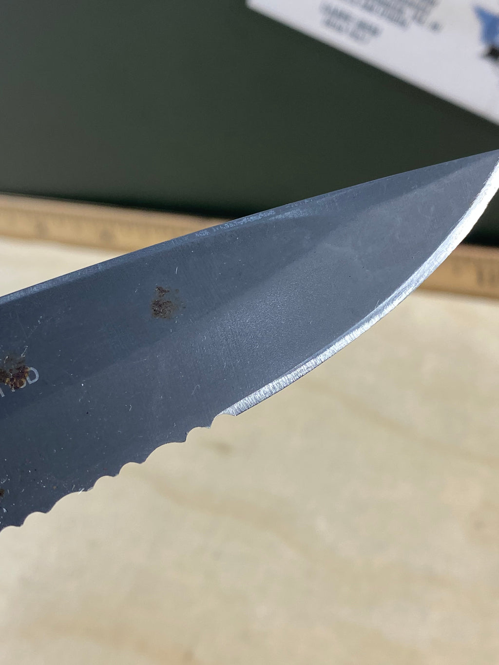 Gerber #94 Paraframe I Folding Knife. Light usage and dirty. (MSRP $35.00 NEW)