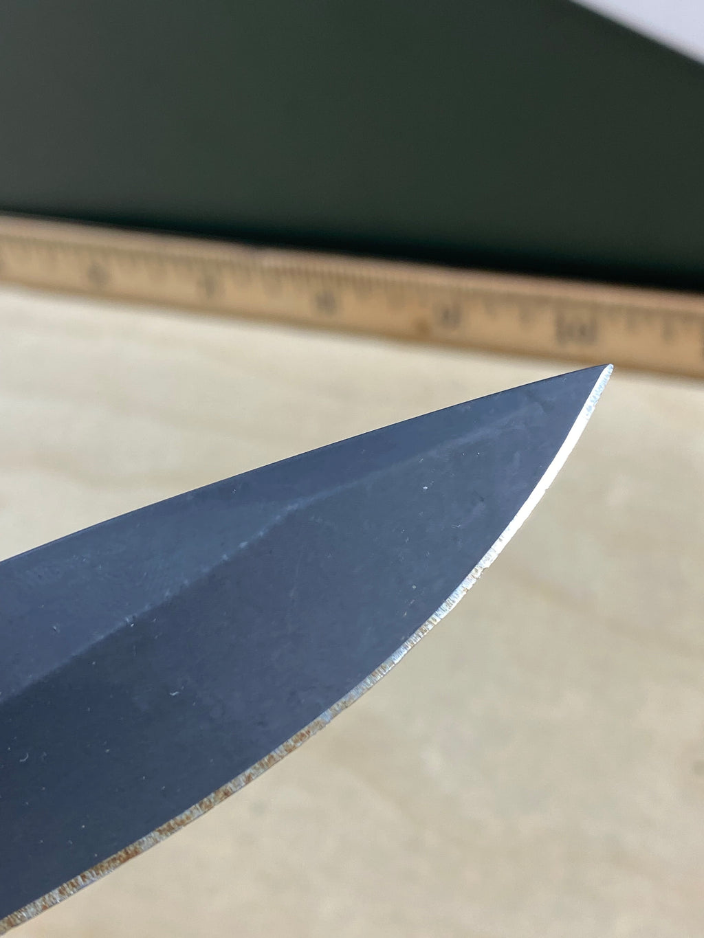 Gerber #96 Contrast Frame Lock Knife. Light usage. Resharpened. Chip on blade and dirty.