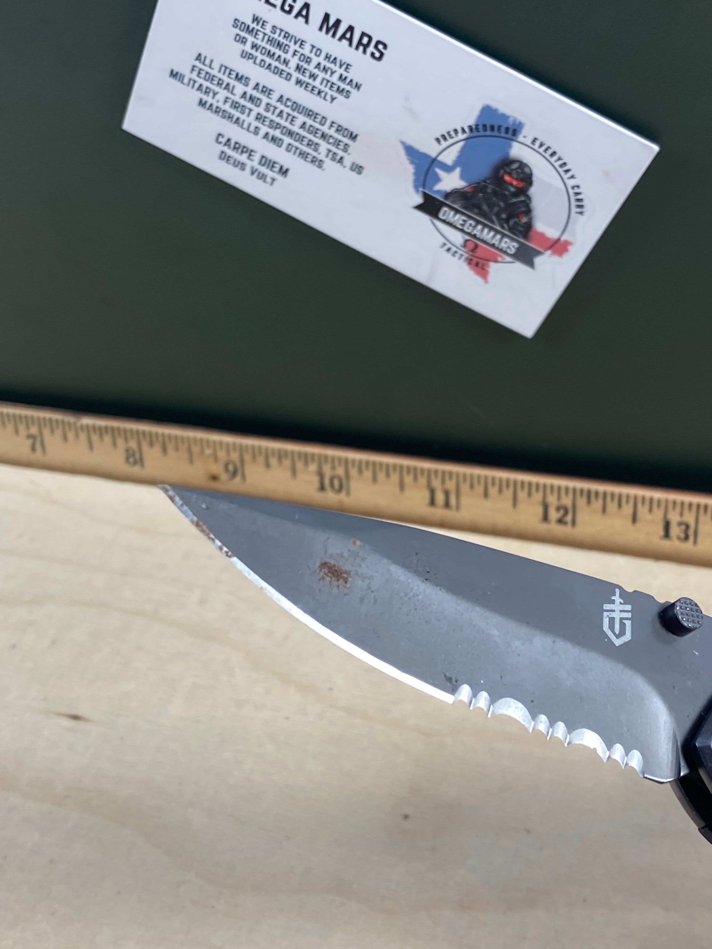 Gerber #98 Contrast Frame Lock Knife. Light usage and dirty