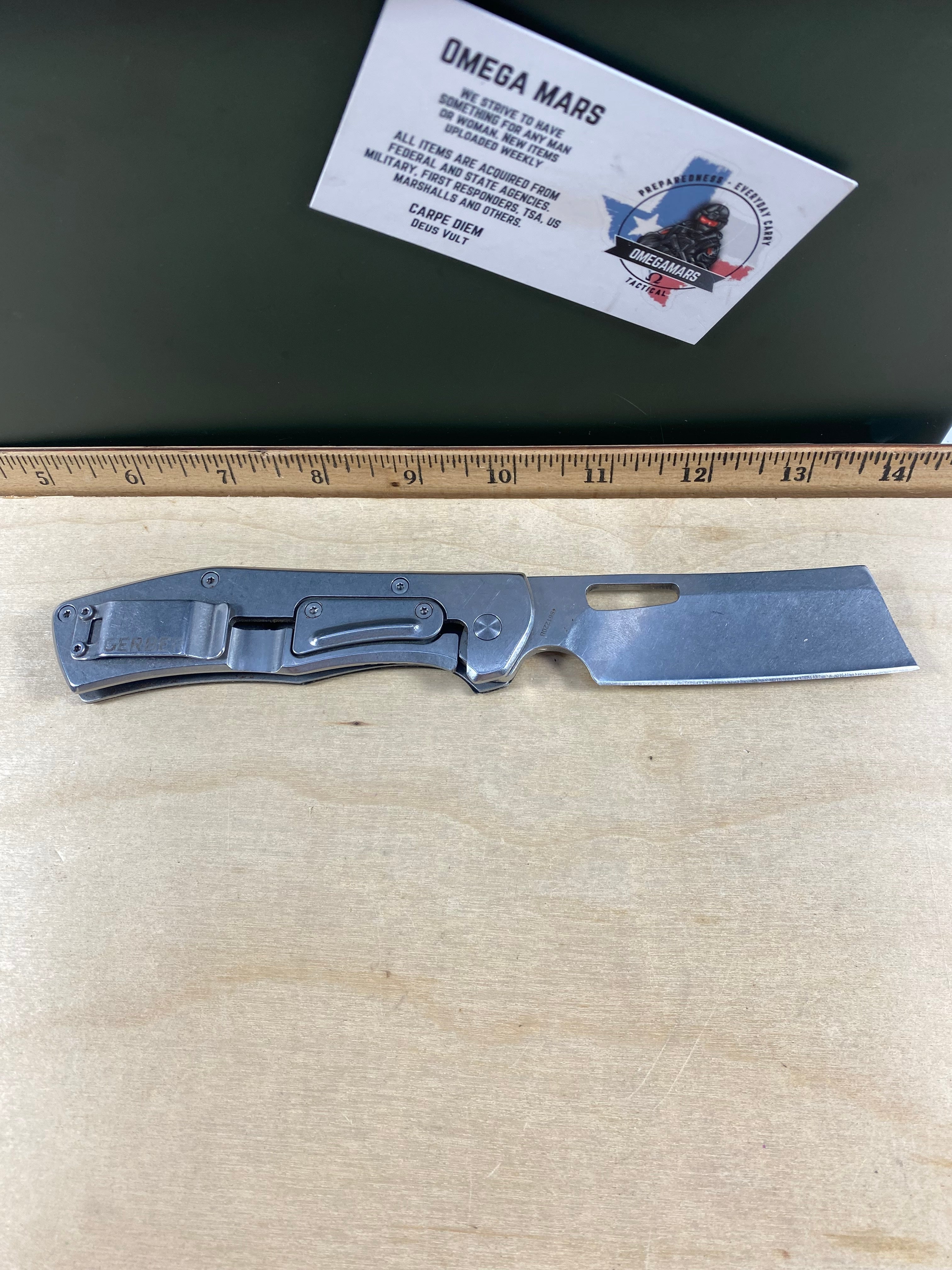 Gerber #61 FlatIron Cleaver Folding Knife. Light usage. (MSRP $52.00 NEW)