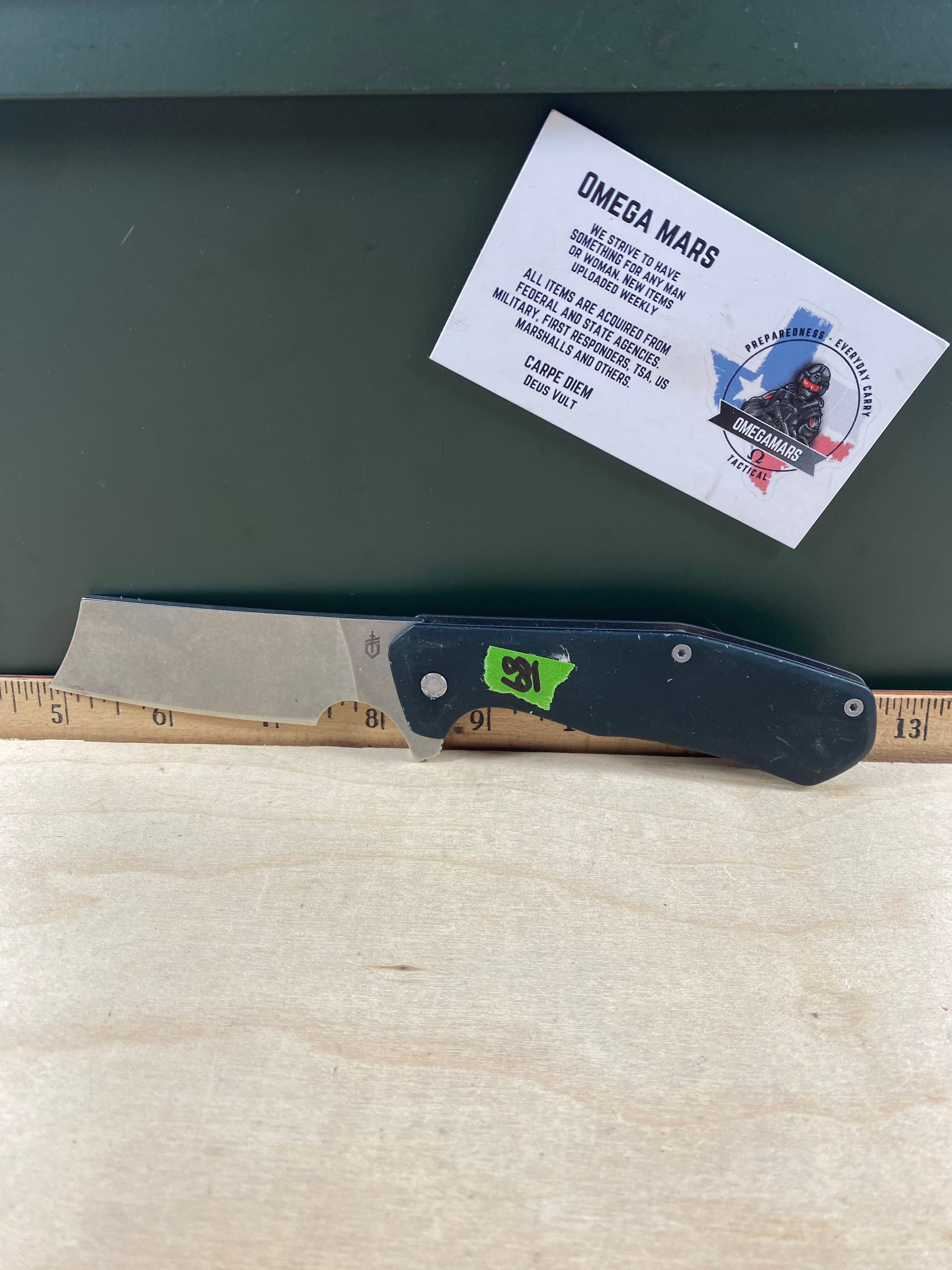 Gerber #68 FlatIron Cleaver Folding Knife. Light usage. (MSRP $52.00 NEW)