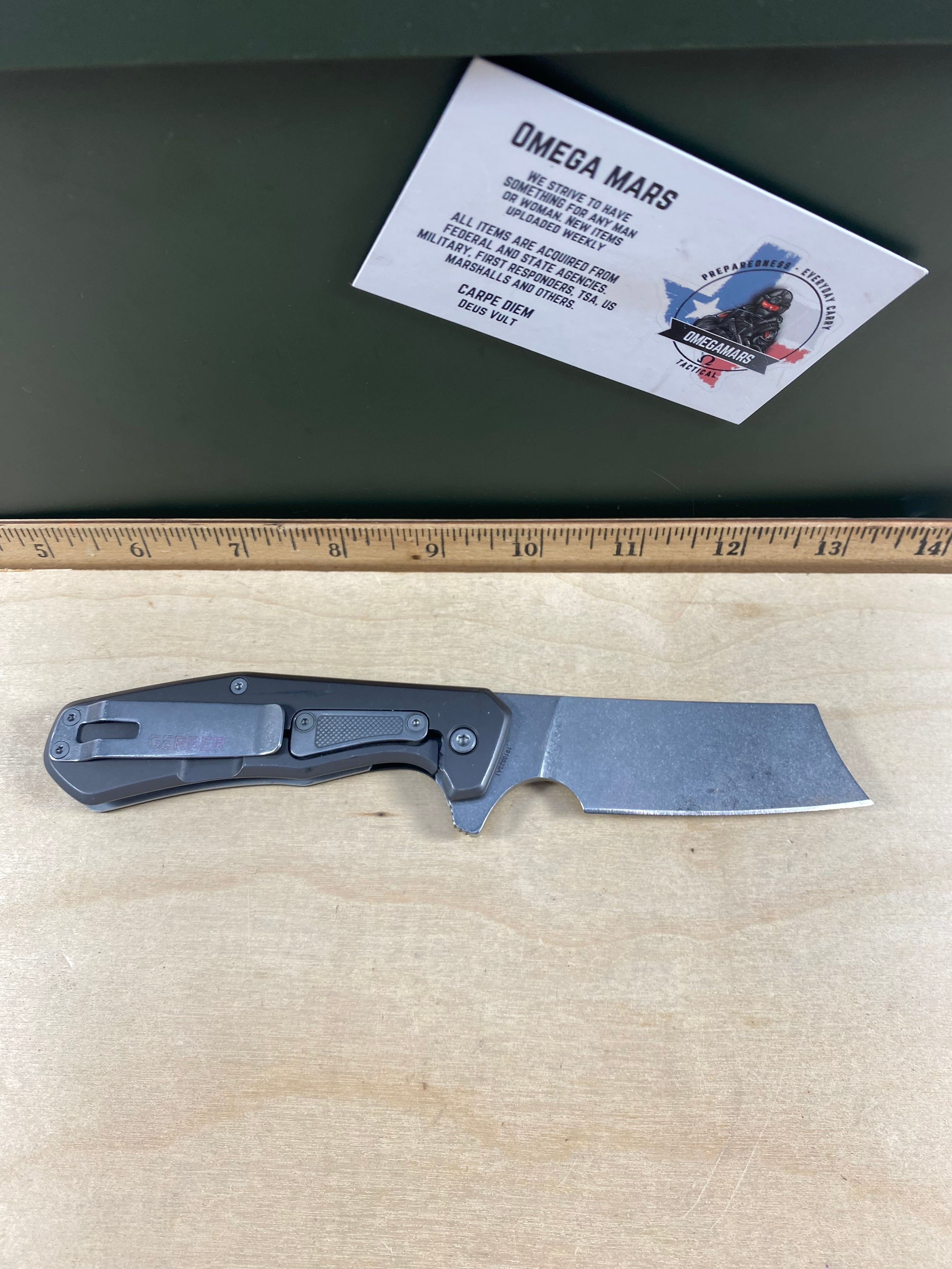 Gerber #68 FlatIron Cleaver Folding Knife. Light usage. (MSRP $52.00 NEW)