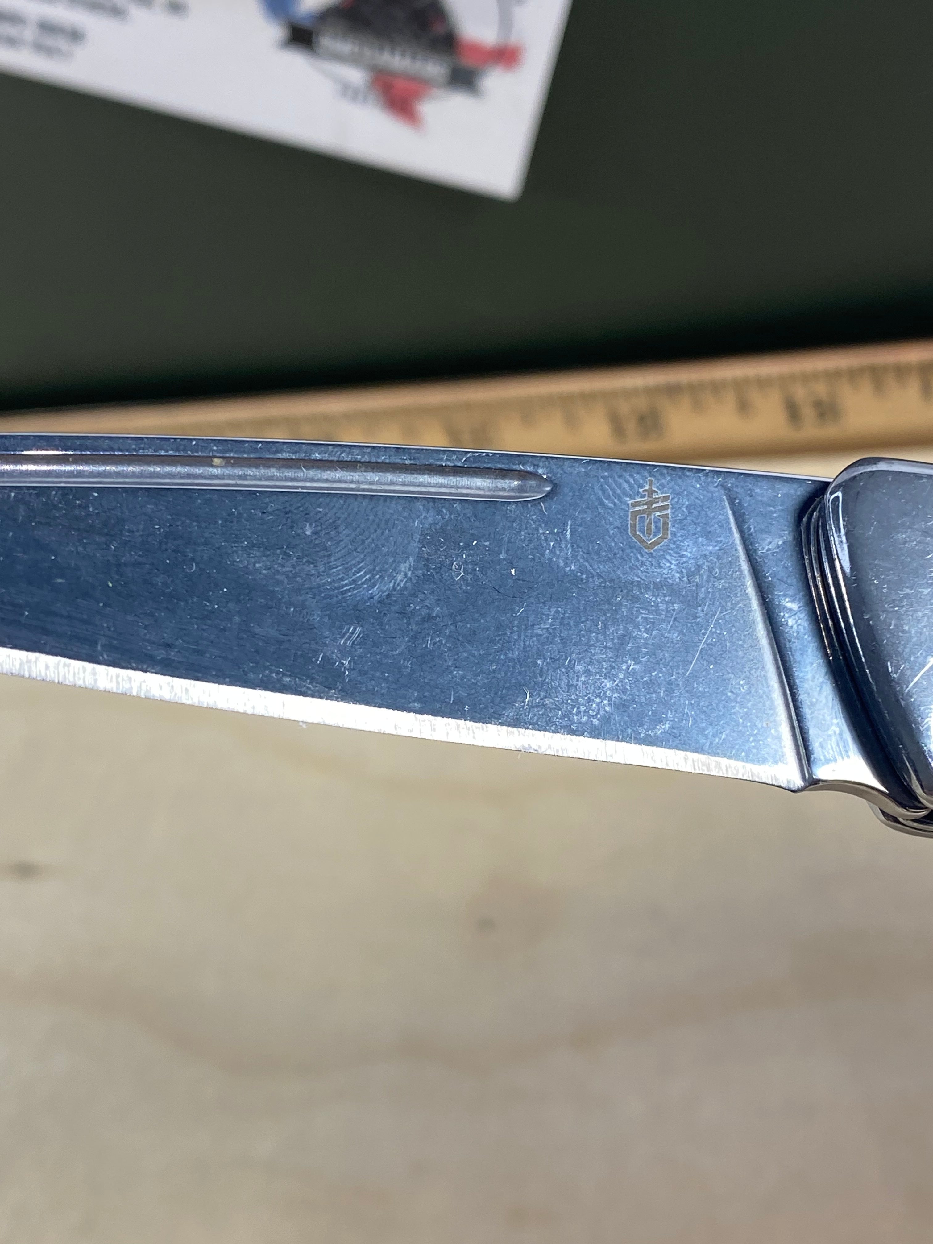 Gerber #74 Straightlace Sheepsfoot Slip Joint Knife. Light usage. DISCONTINUED. (MSRP $33.95 NEW)