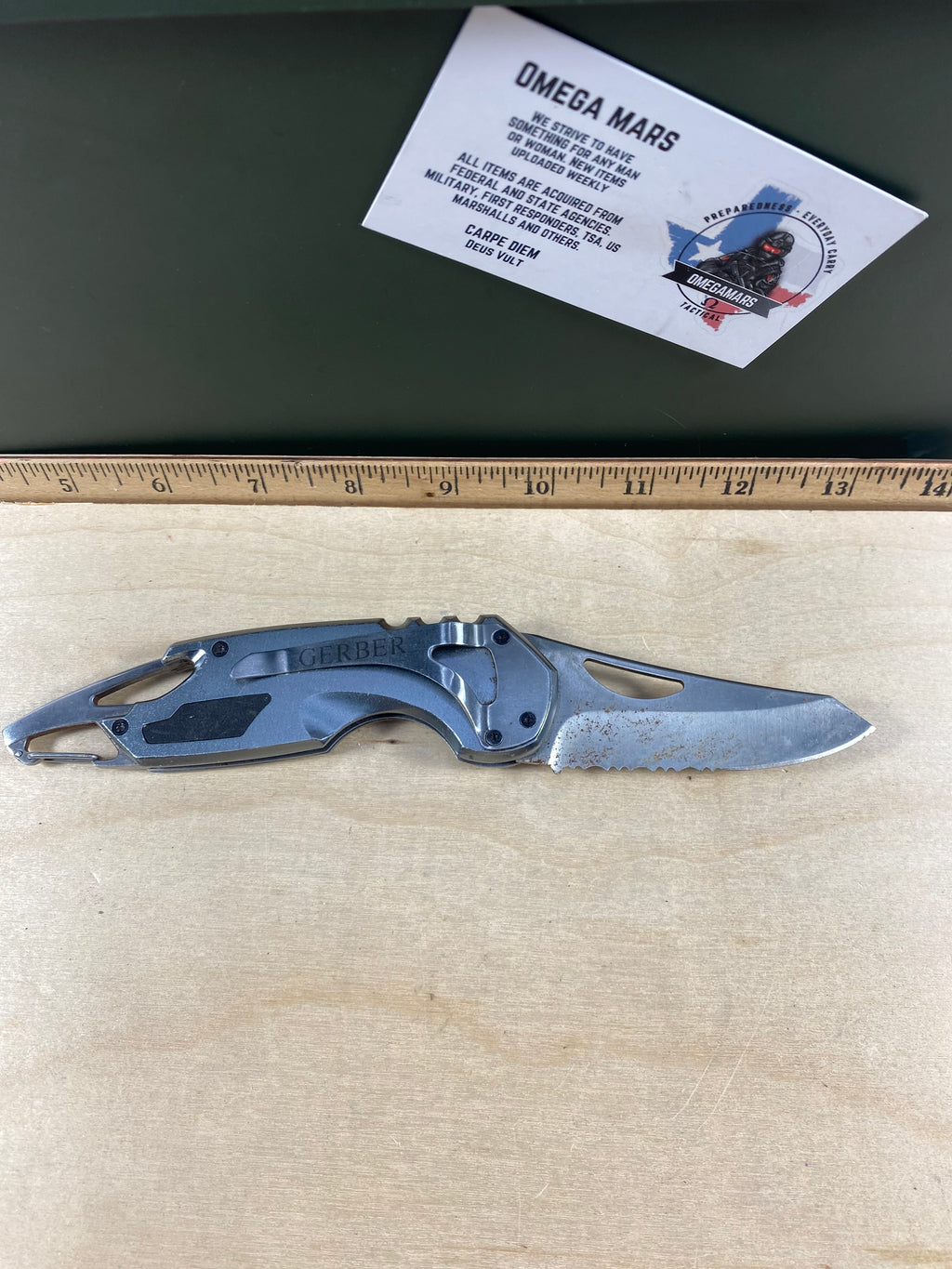Gerber #77 F.A.S.T. 3.0 Assisted Opening Knife Gray/Black Al. Light usage. Dirty. Rust
