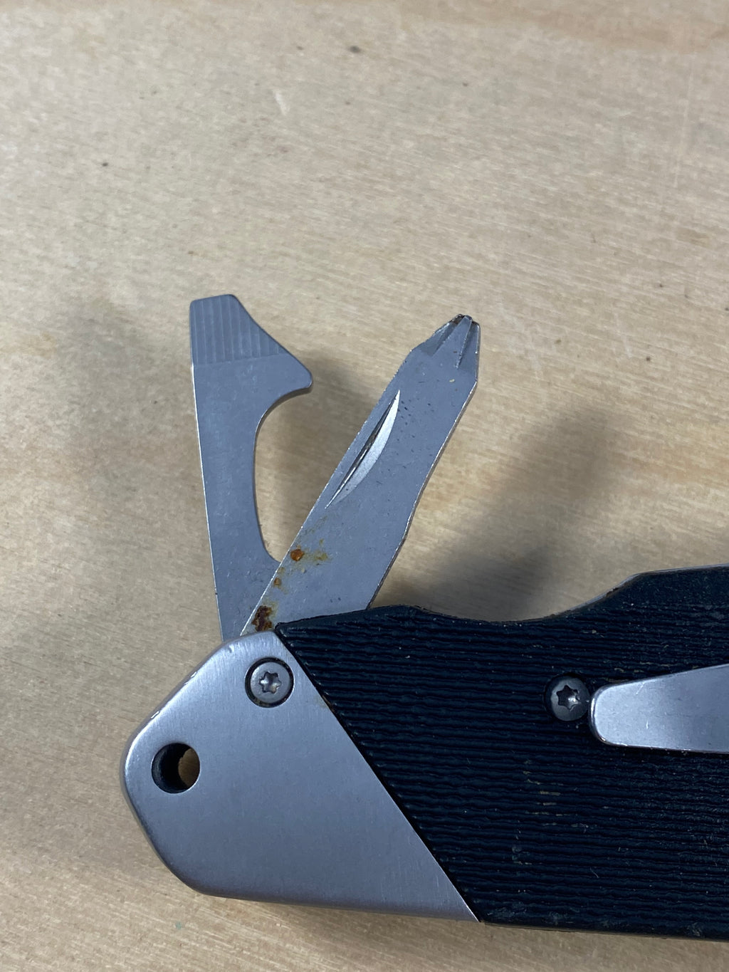 Gerber #78 Obsidian Folding Clip Knife. Light usage. Dirty.