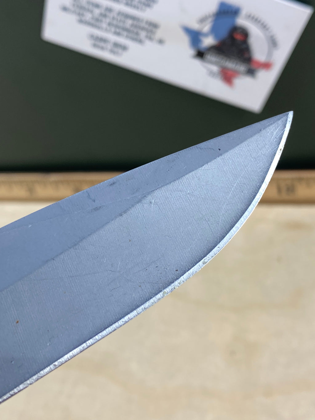 Gerber #107. Unknow model. Light usage. Dirty. Blade it's a little bit loose