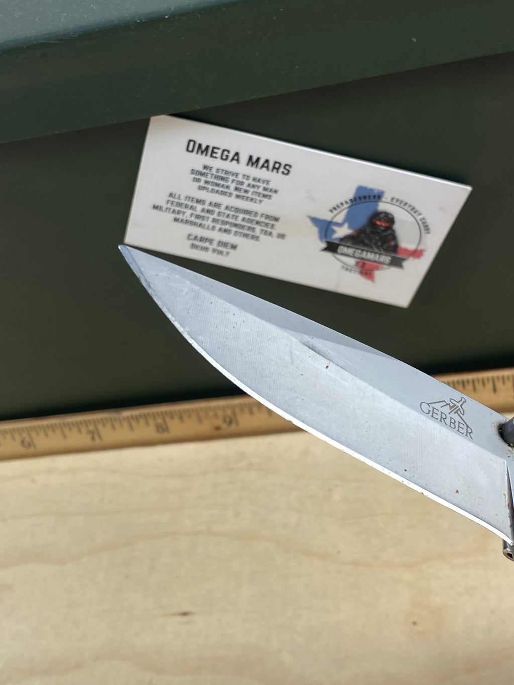 Gerber #107. Unknow model. Light usage. Dirty. Blade it's a little bit loose