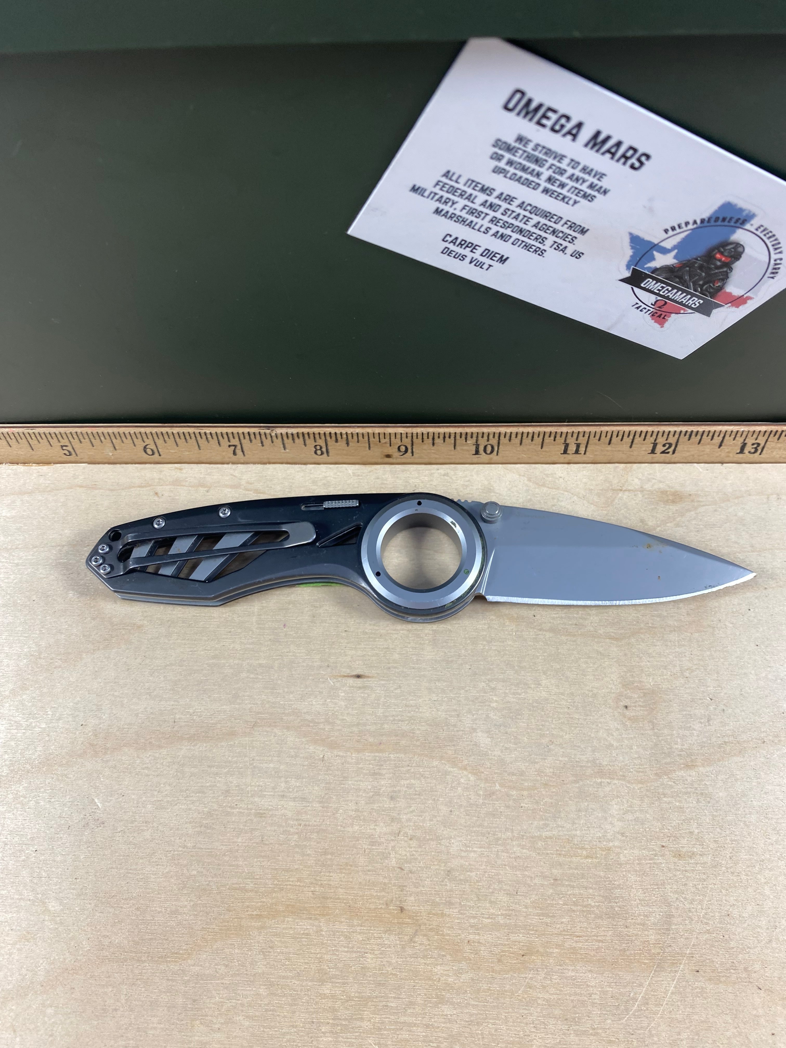 Gerber #109 Remix. Seems to be an old version. Light usage. dirty and chips on blade.