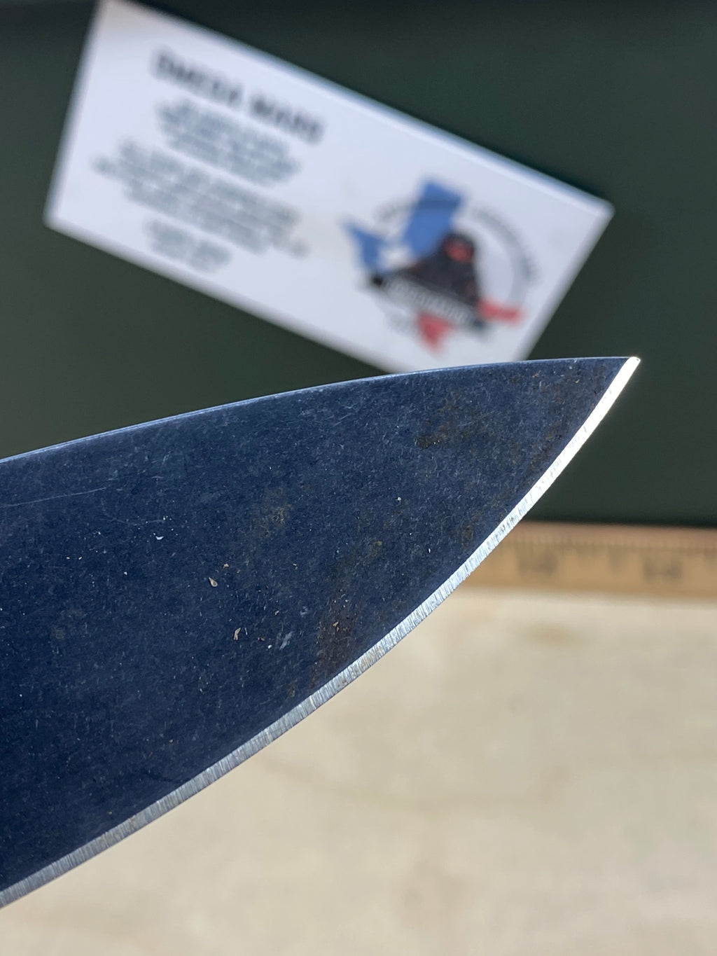 Gerber #111 Sumo Pivot Lock Knife. Light usage and Dirty. (MSRP $50.00 NEW)