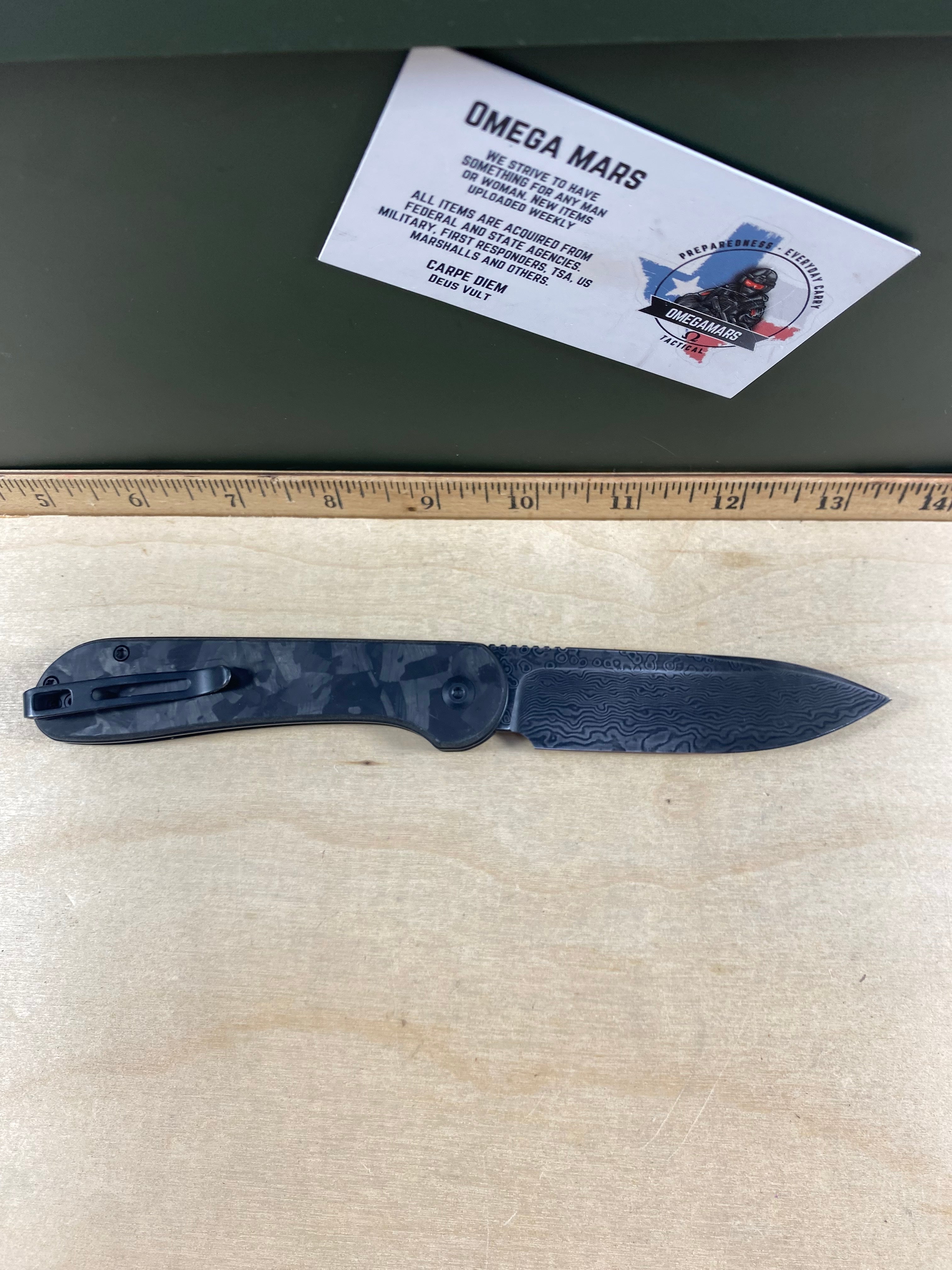 CIVIVI #15 Button Lock Elementum Damascus Pocket Knife. Light usage. (MSRP $126.00 NEW)