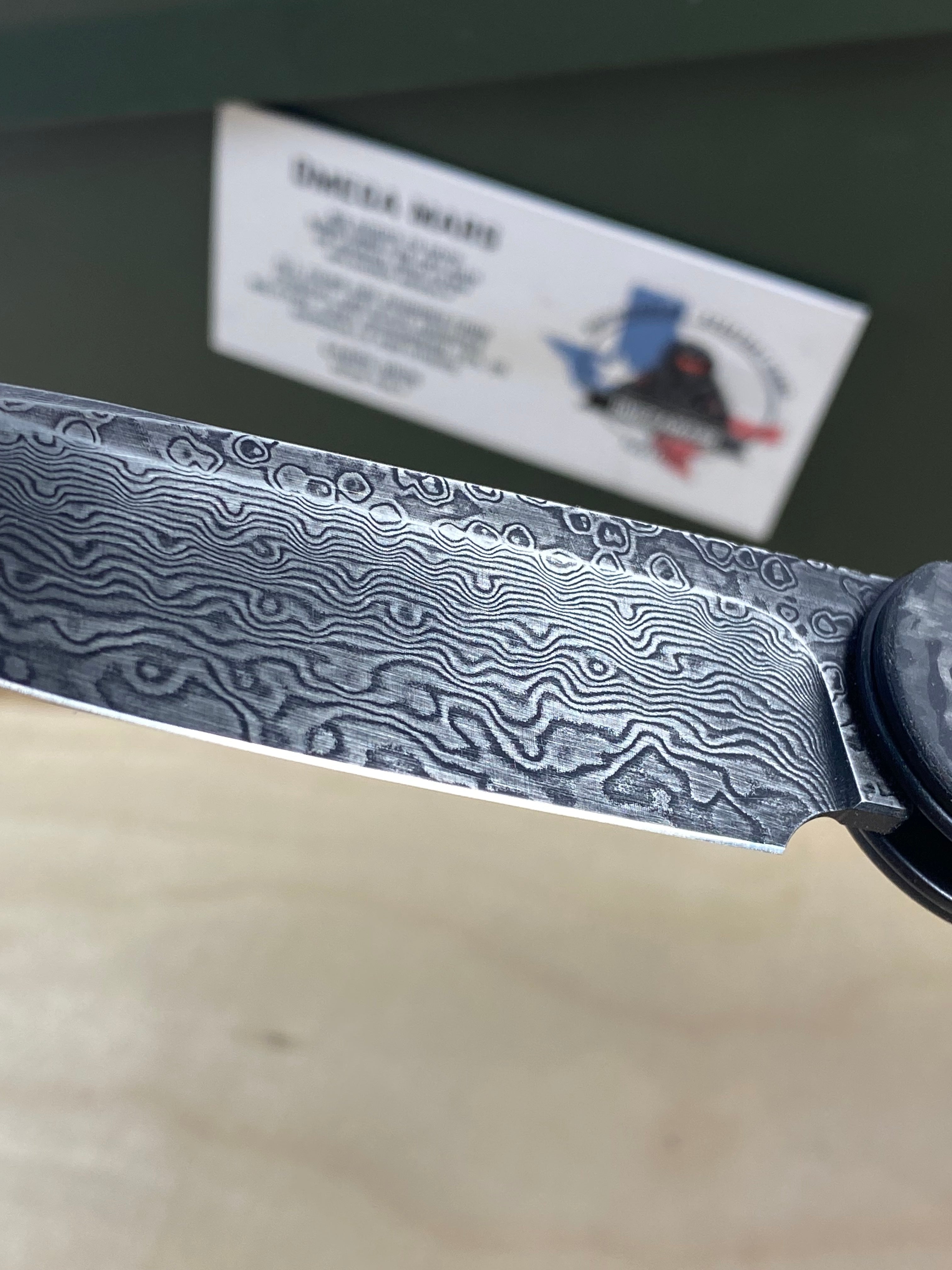 CIVIVI #15 Button Lock Elementum Damascus Pocket Knife. Light usage. (MSRP $126.00 NEW)