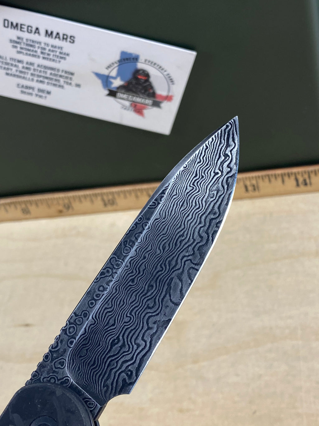 CIVIVI #15 Button Lock Elementum Damascus Pocket Knife. Light usage. (MSRP $126.00 NEW)
