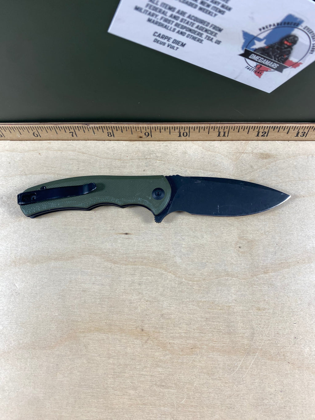 CIVIVI #29 Mini Praxis Flipper Knife G10 Handle. Light usage. Dirty. Chip on Blade (MSRP $35.00 NEW)