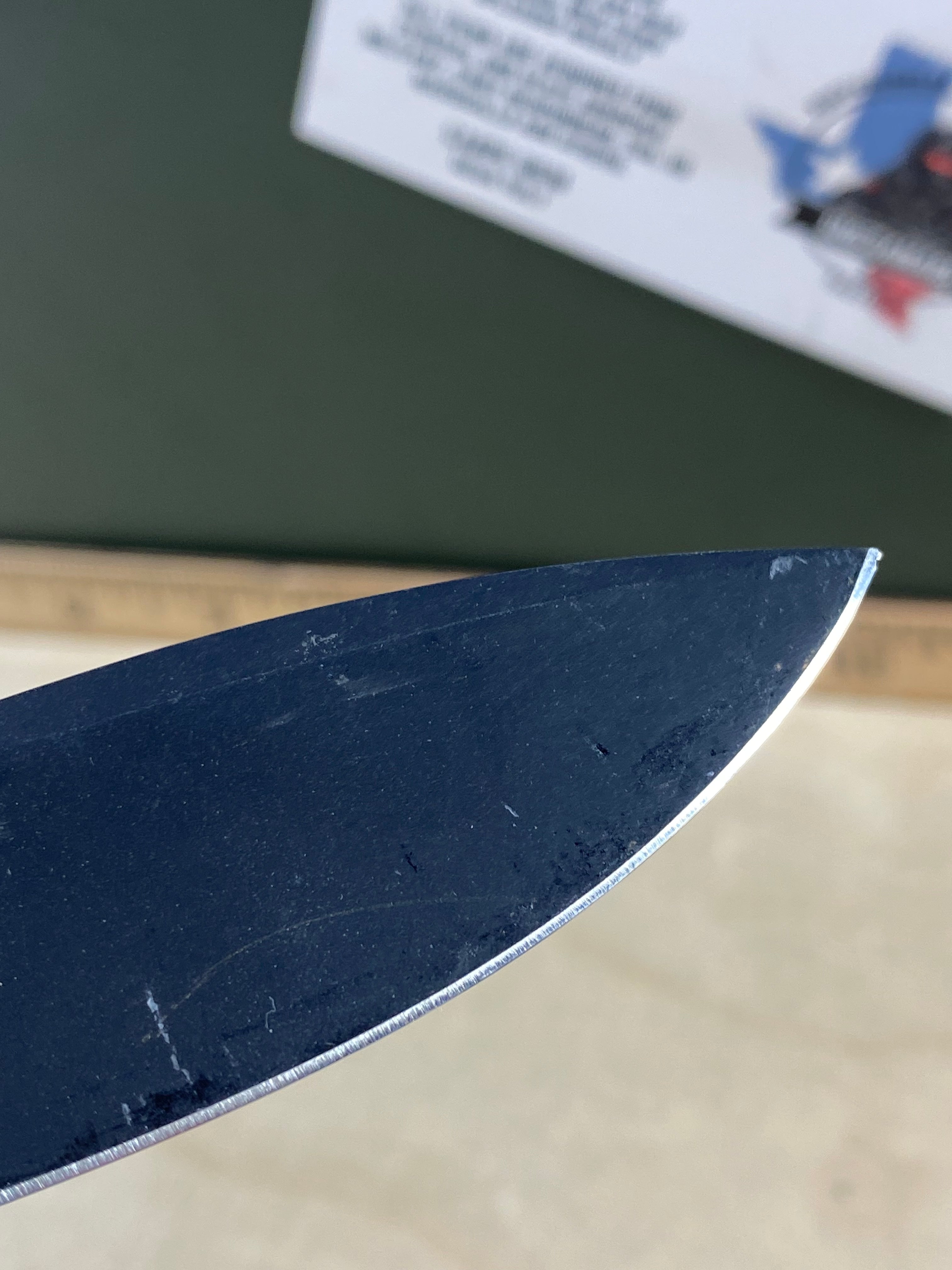 CIVIVI #29 Mini Praxis Flipper Knife G10 Handle. Light usage. Dirty. Chip on Blade (MSRP $35.00 NEW)